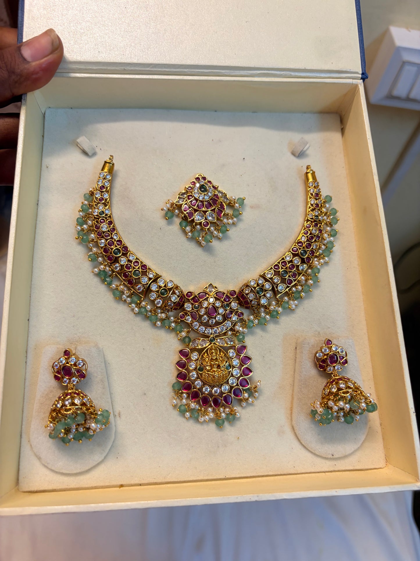 Real kemp stones jadau necklace set with detachable pendant