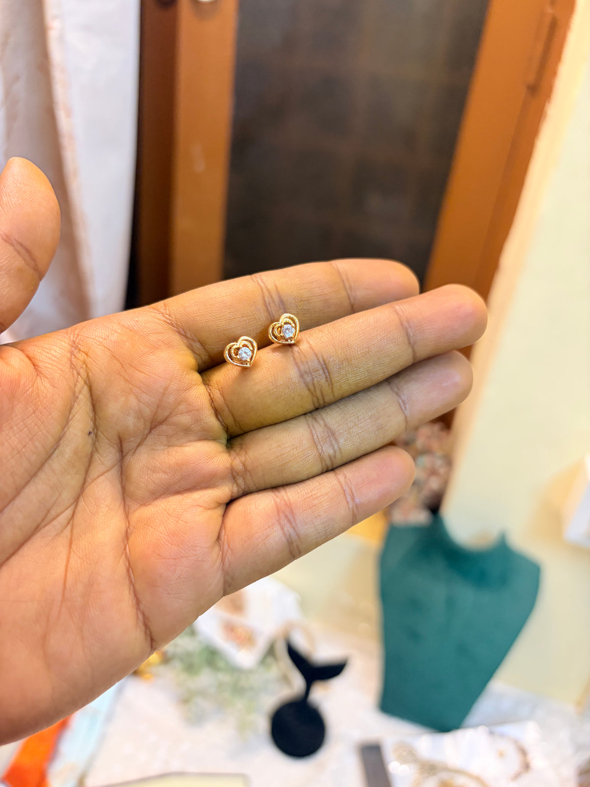 Cz screw back stud