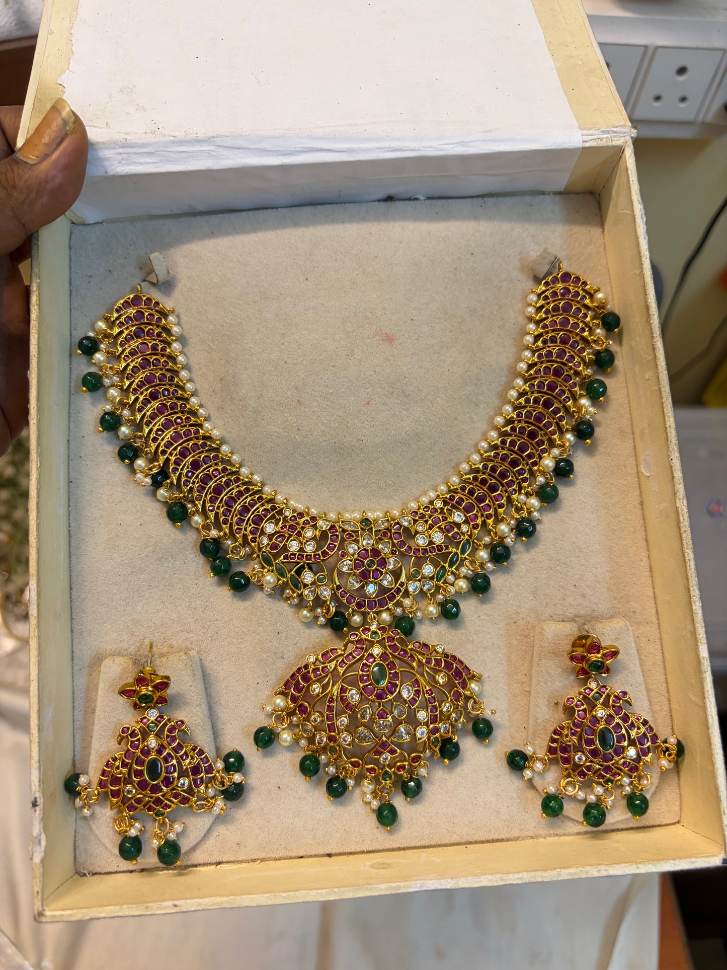 Ruby kemp stones bridal chokerset premium quality