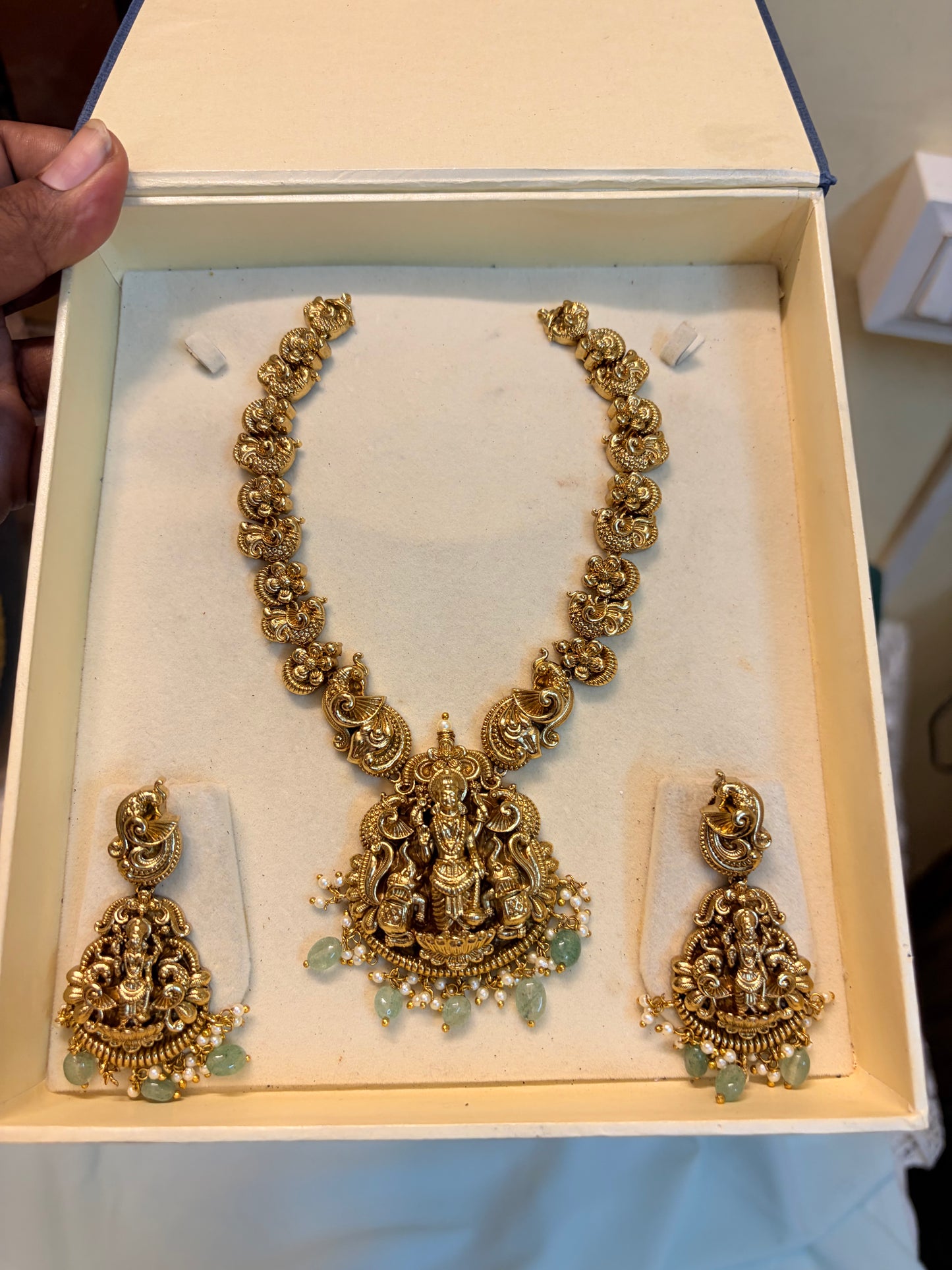 Gold Nakshi jadau necklace set premium quality