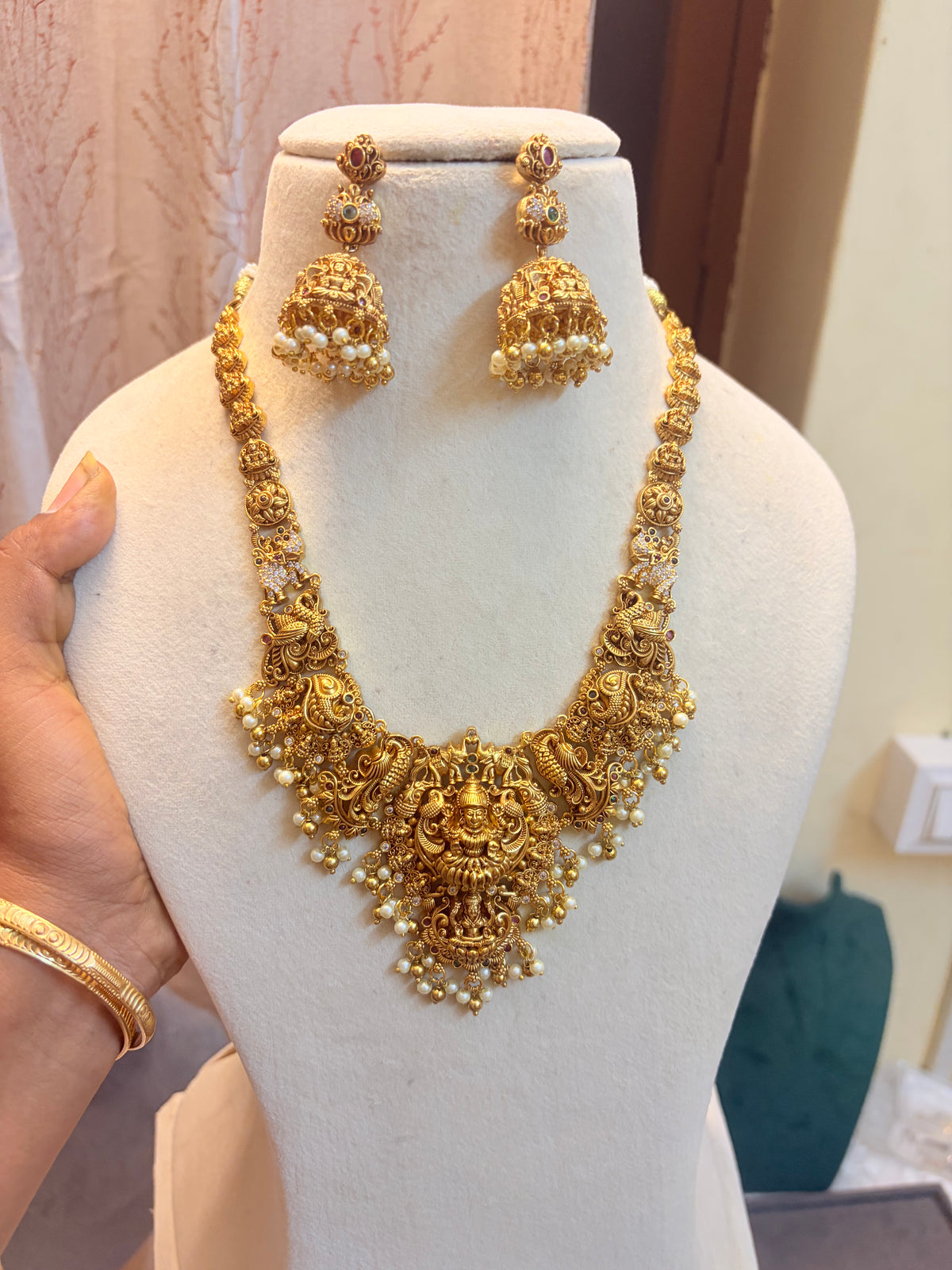 Gold Nakshi jadau semi haram premium quality