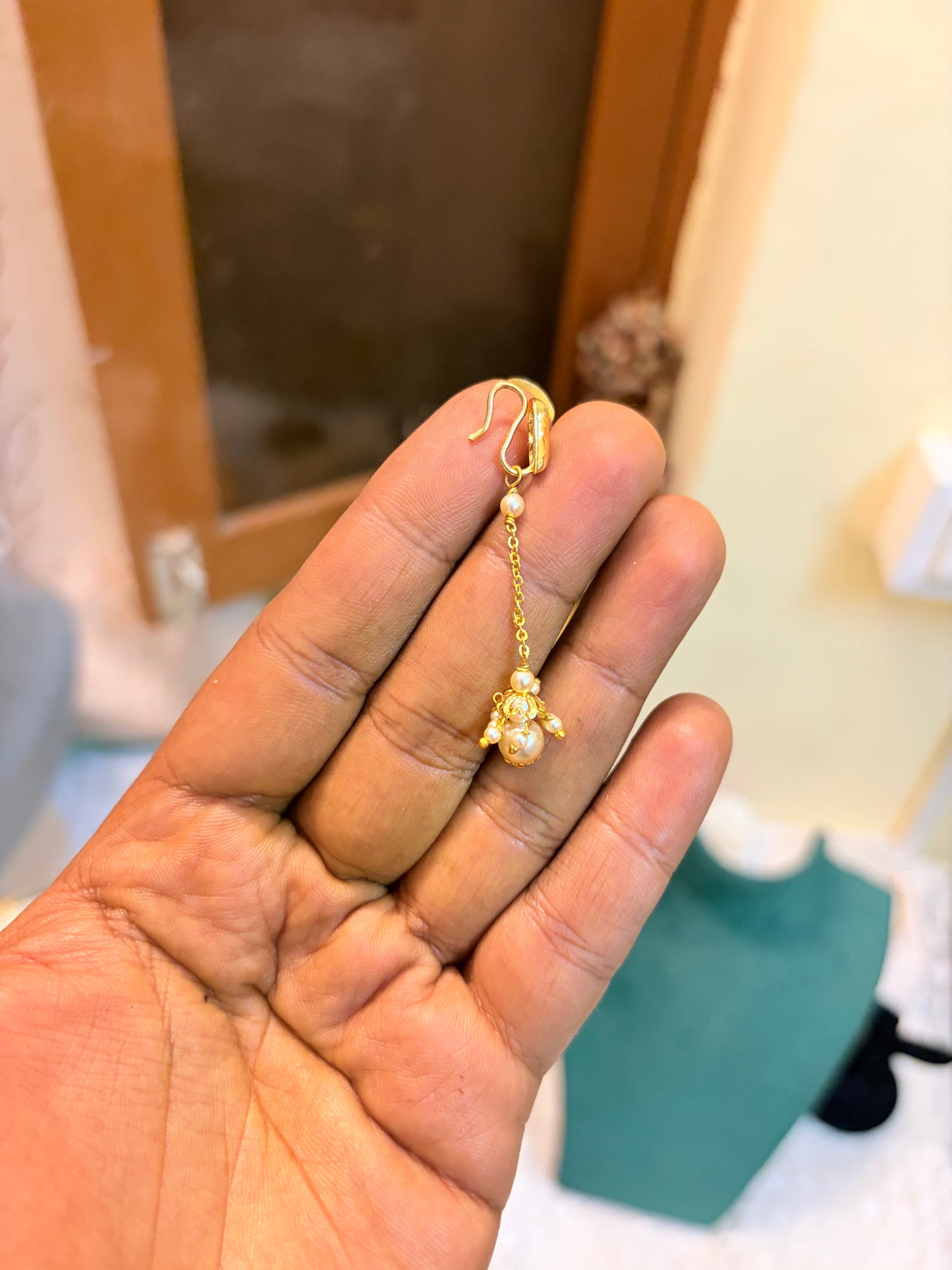 Gold inspired hook Jhumka