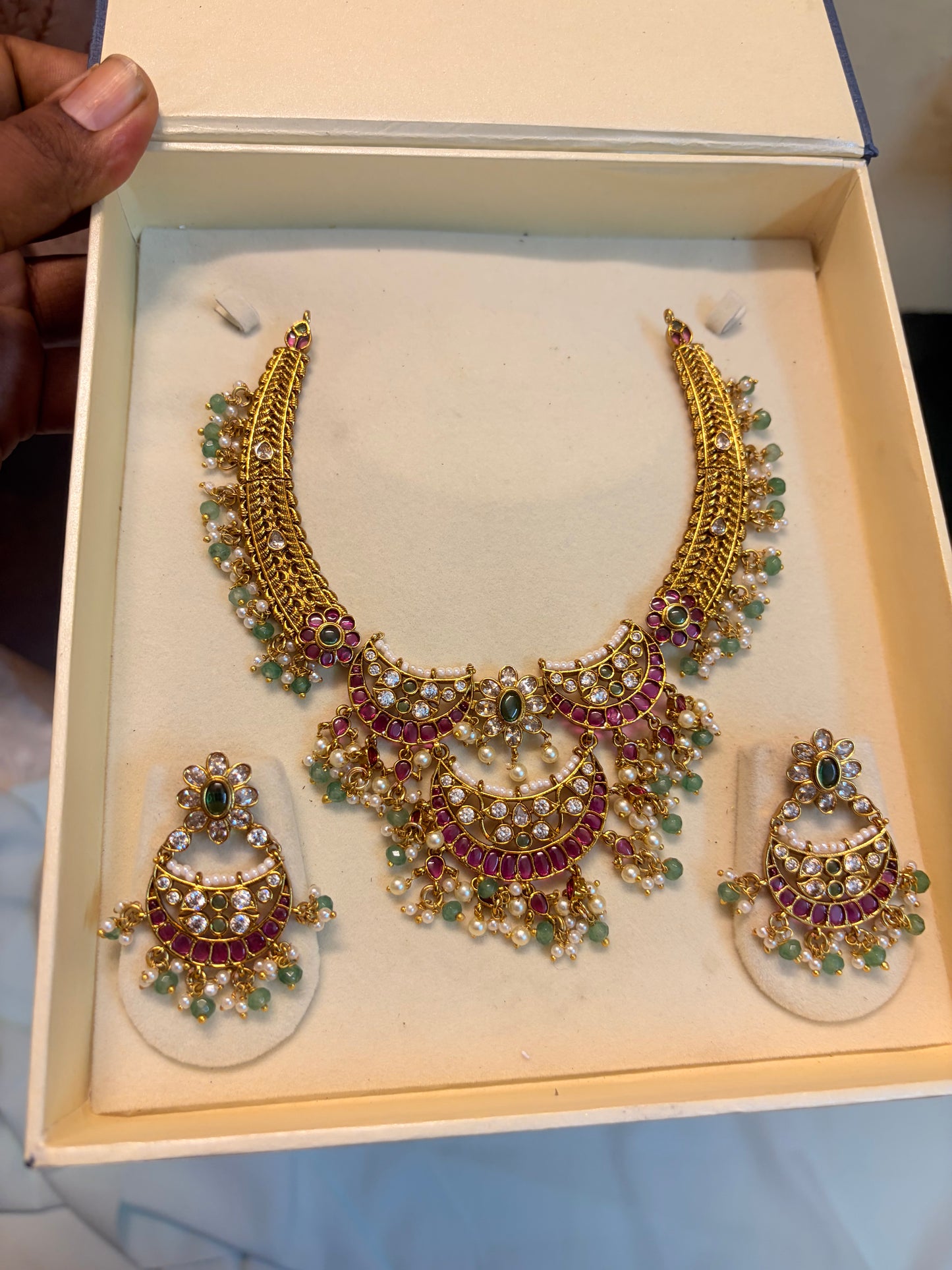 Kemp stones Gold Nakshi Kanti set