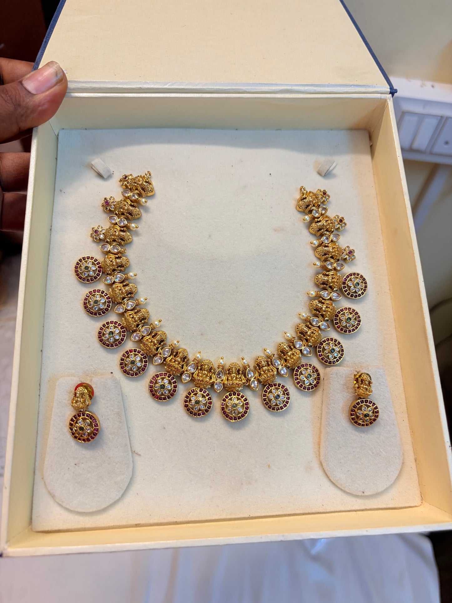 Real kemp stones jadau bottumala necklace set