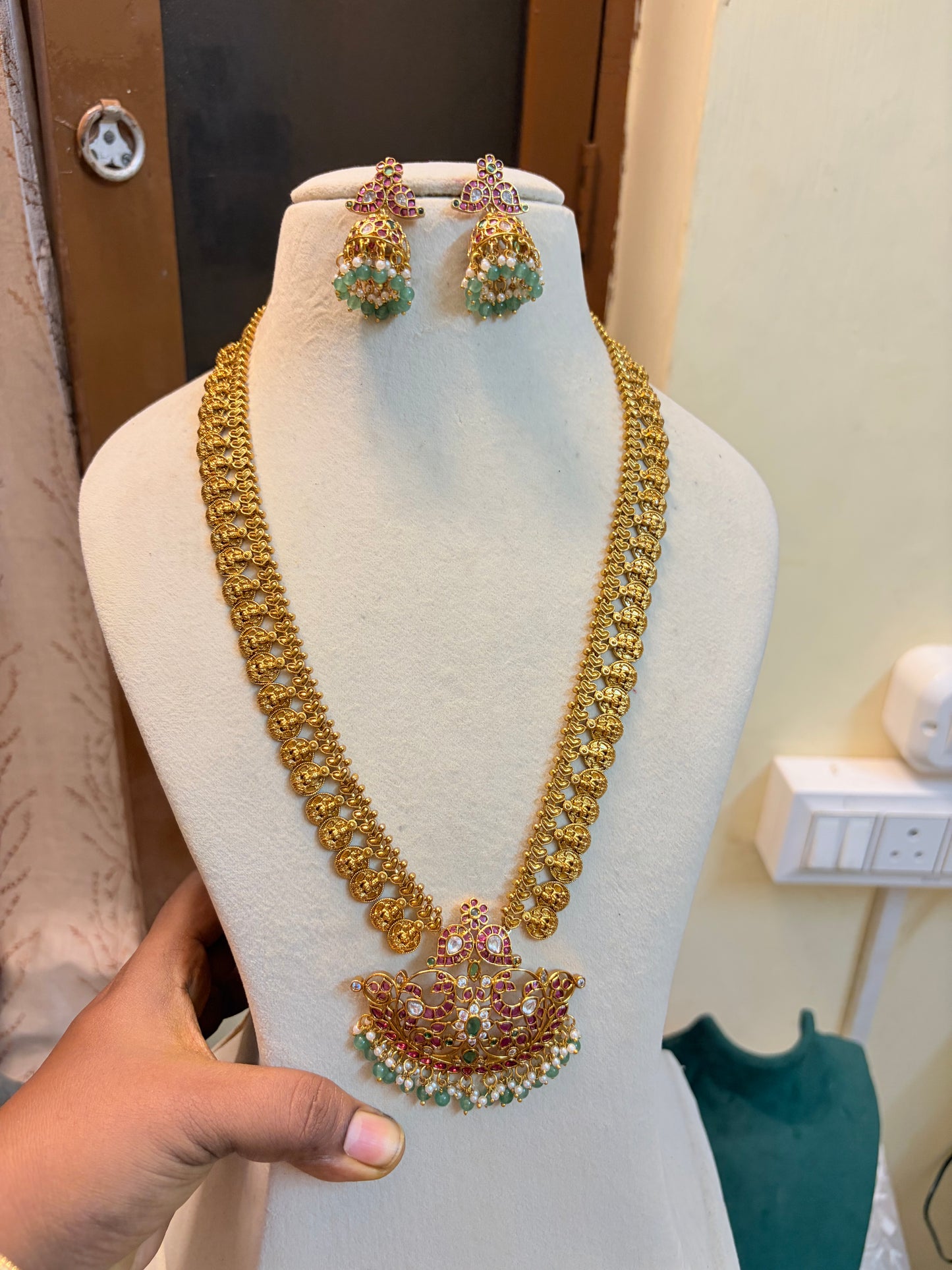 Gold antique Lakshmi coin haram with kemp stone pendant