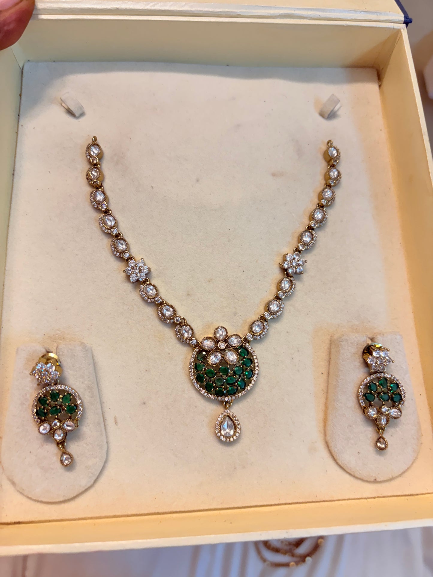 Elegant Polki Kundan necklace set