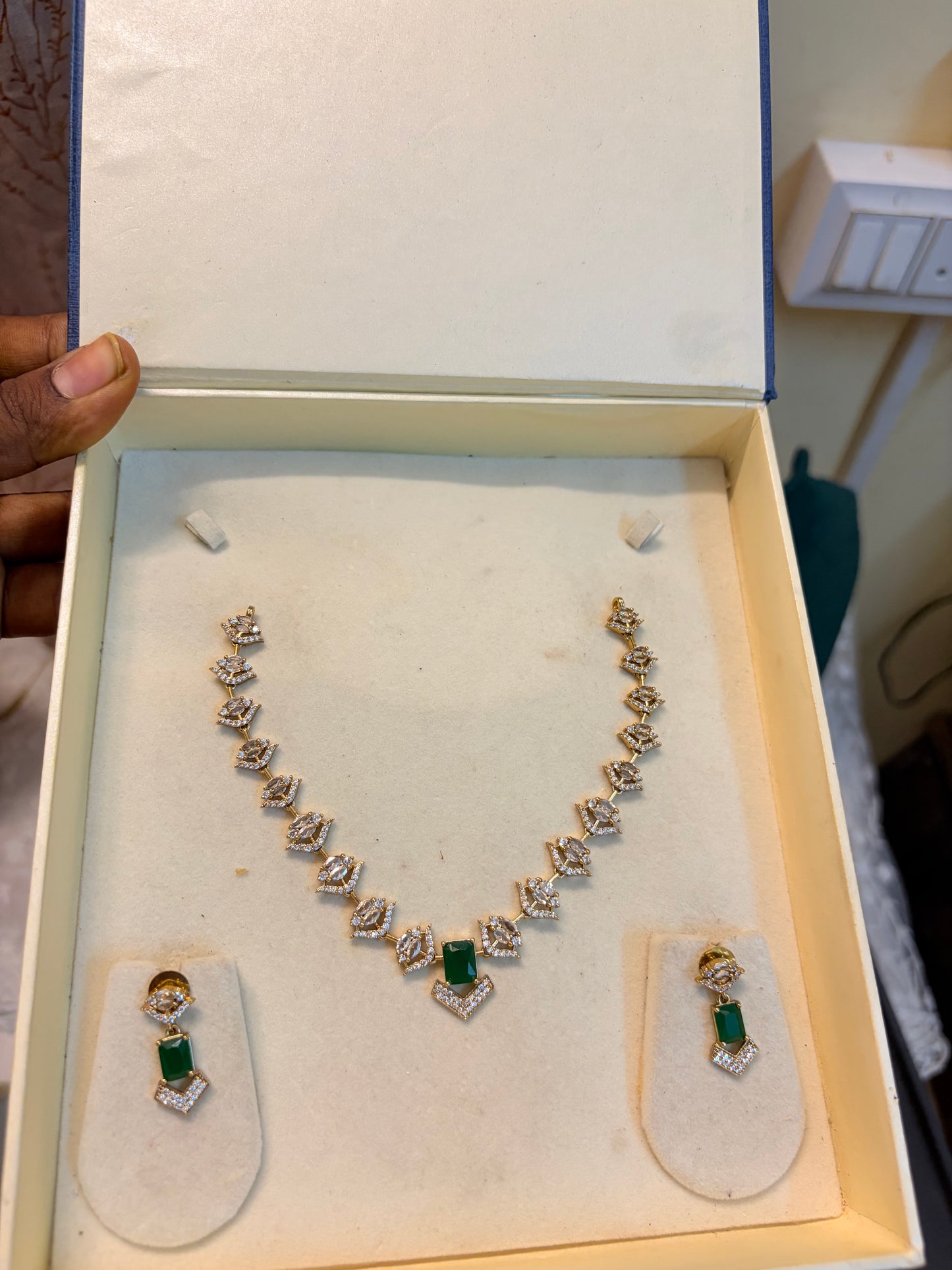 Cz stone gold plated emerald necklace set