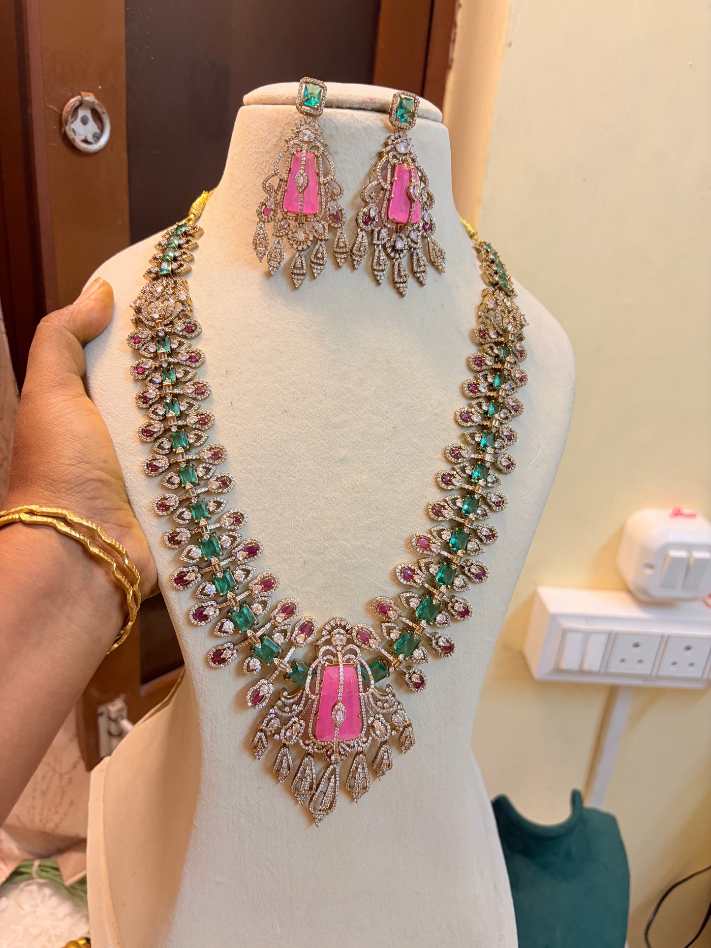 Diamond Inspired Moissanite Jadau haram