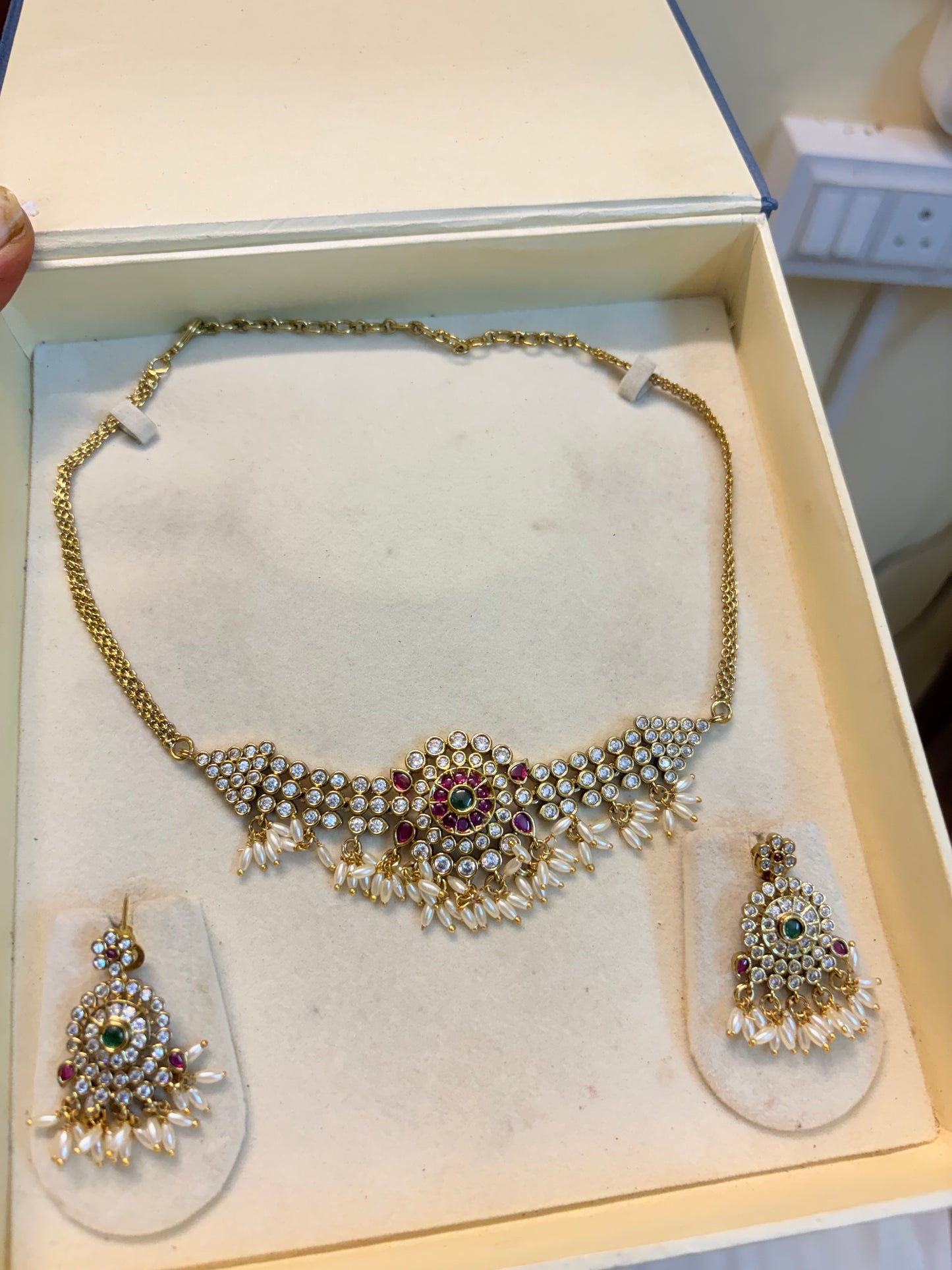 AD stones antique choker set