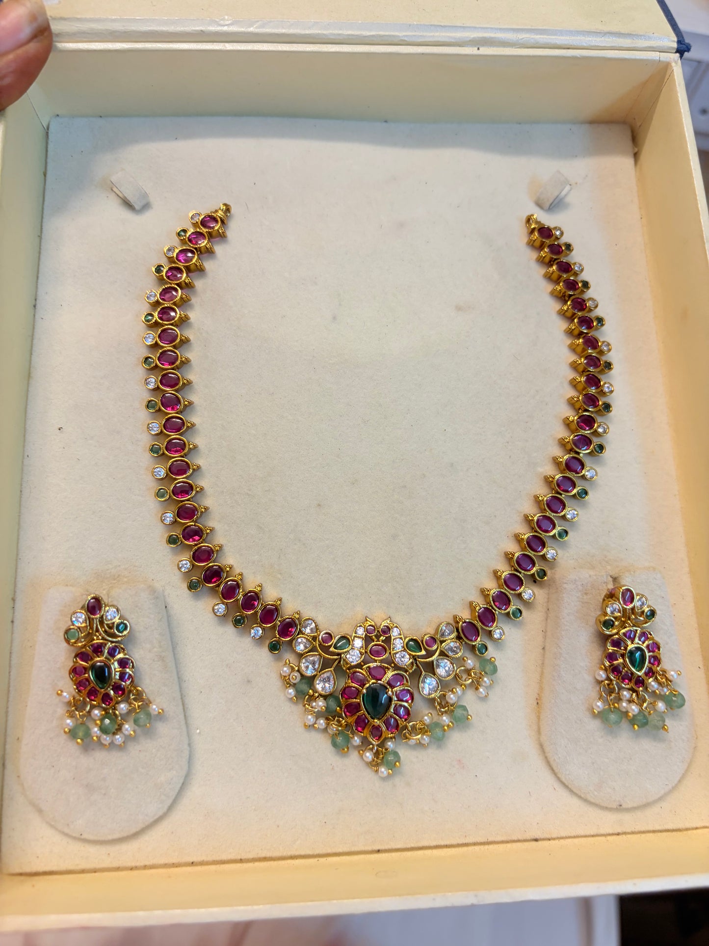 Real kemp stones jadau necklace set