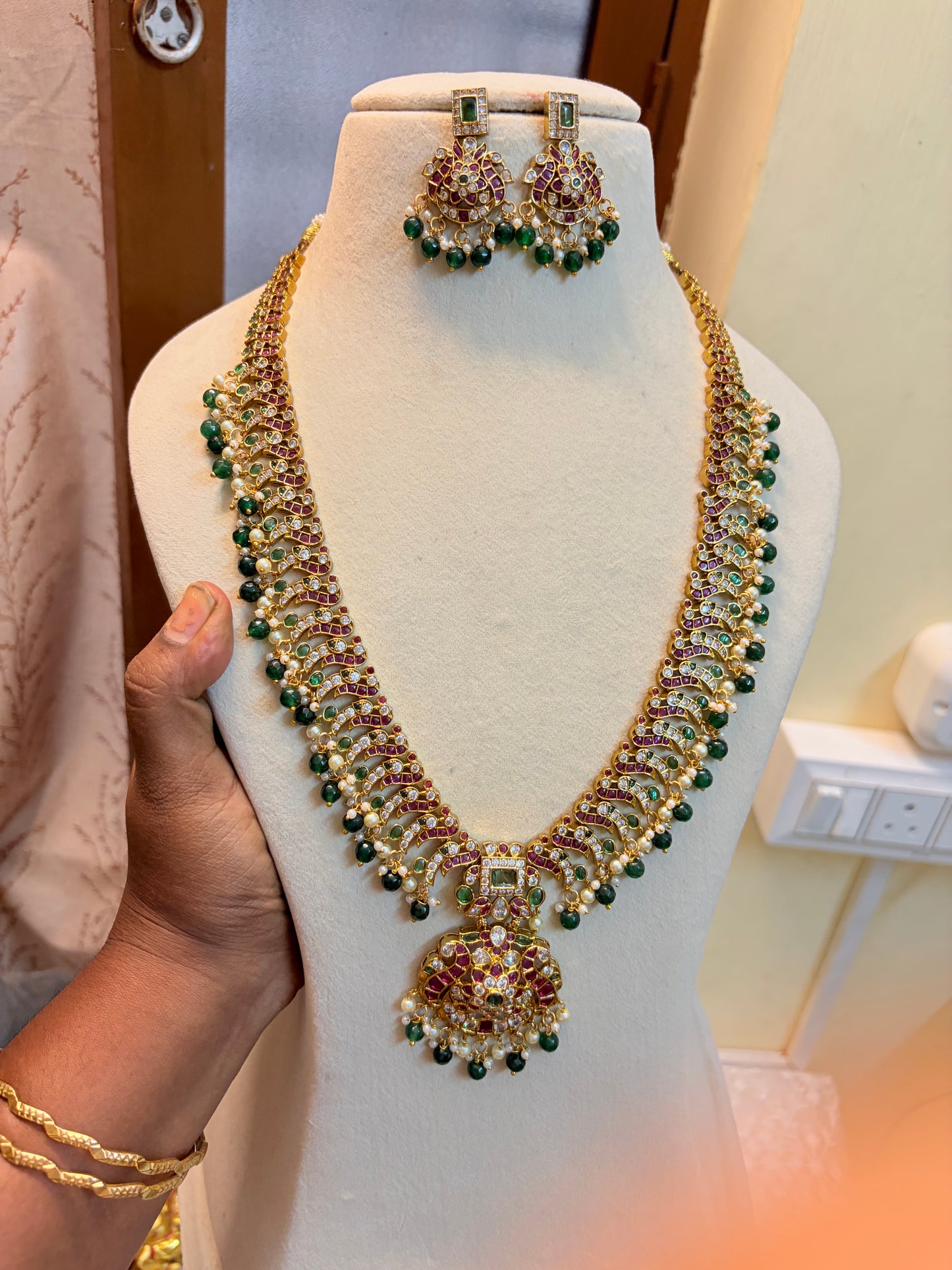 Vintage style Real kemp stones jadau haram