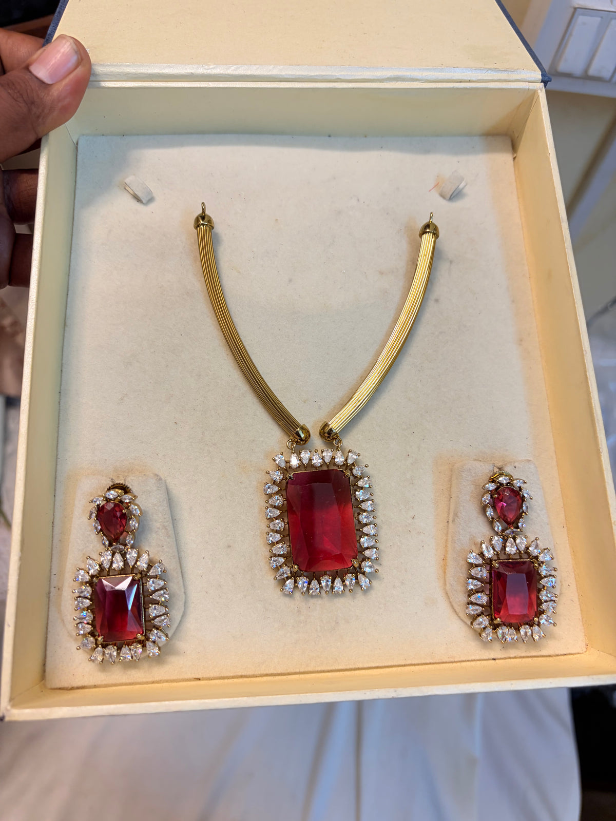 Zirconium stones Bold Ruby Kanti set