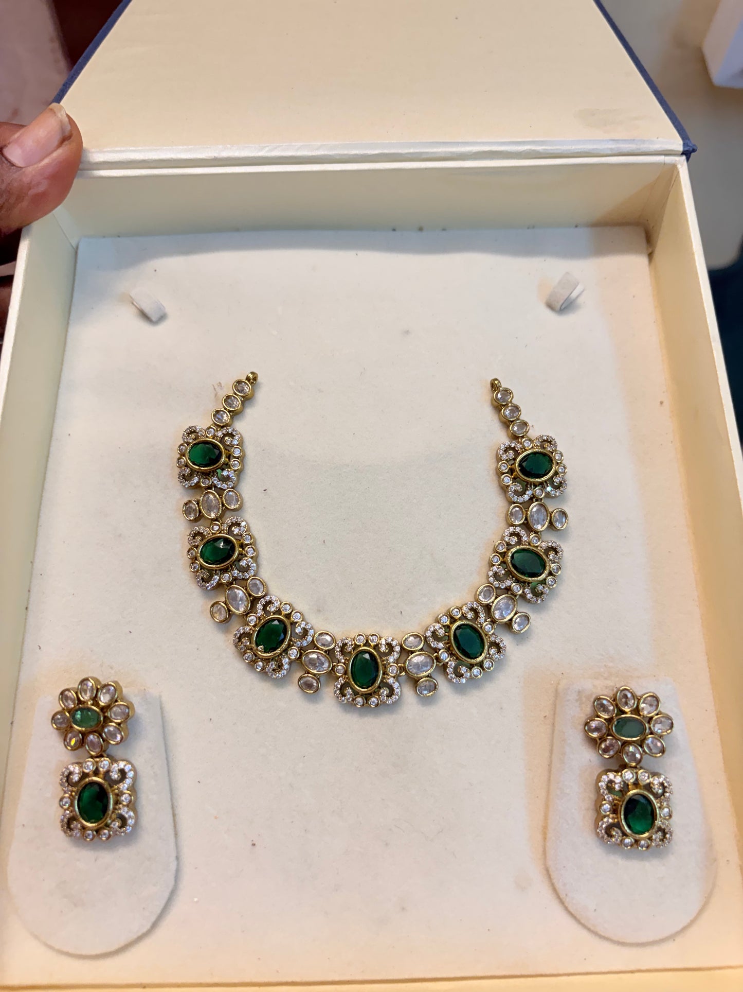 Emerald Jadau Cz necklace set