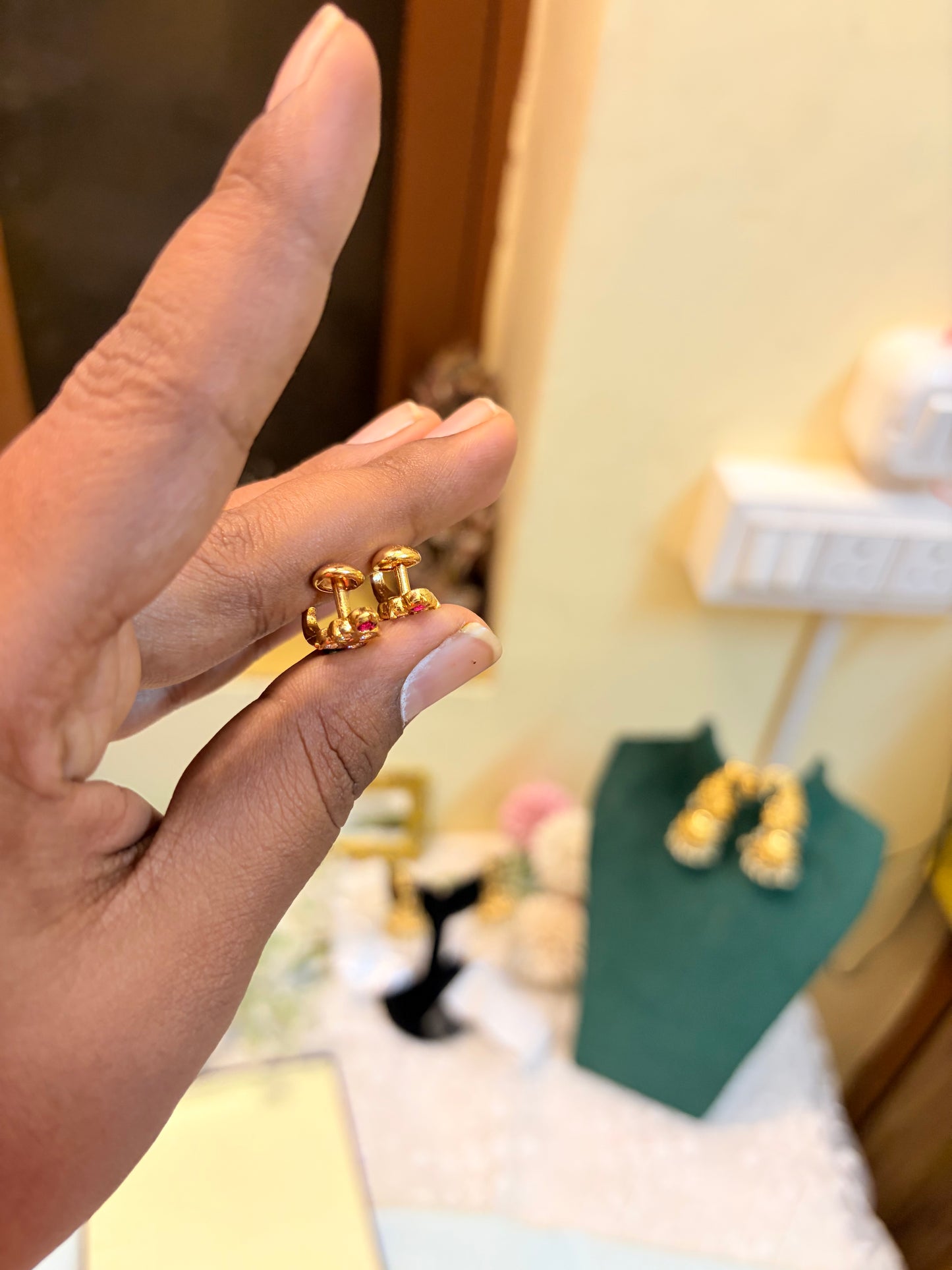 Panchaloham daily wear screw back stud