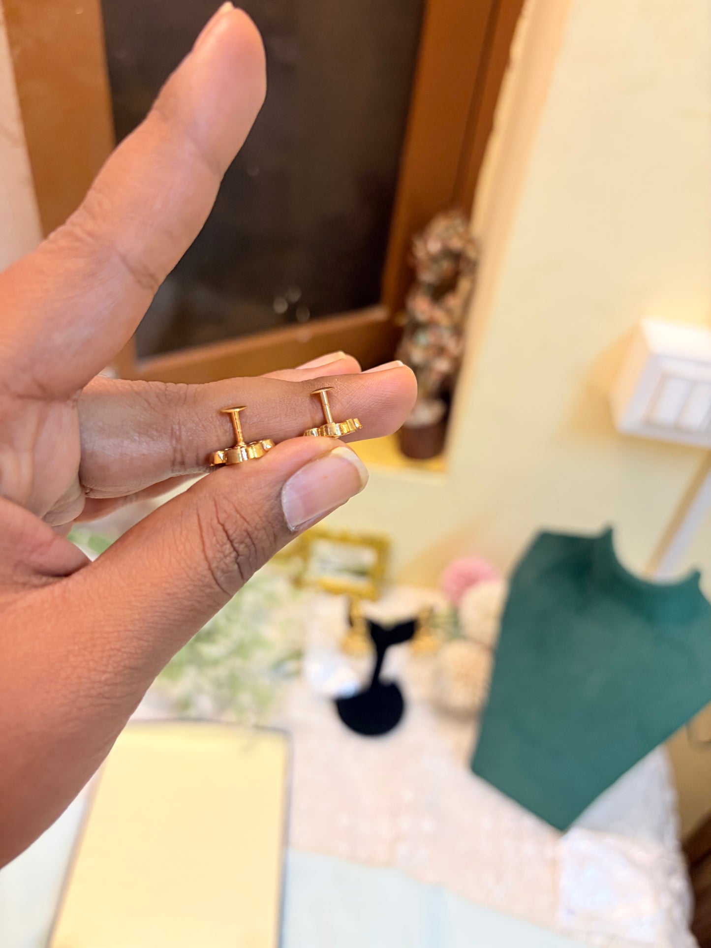 Panchaloham daily wear screw back stud