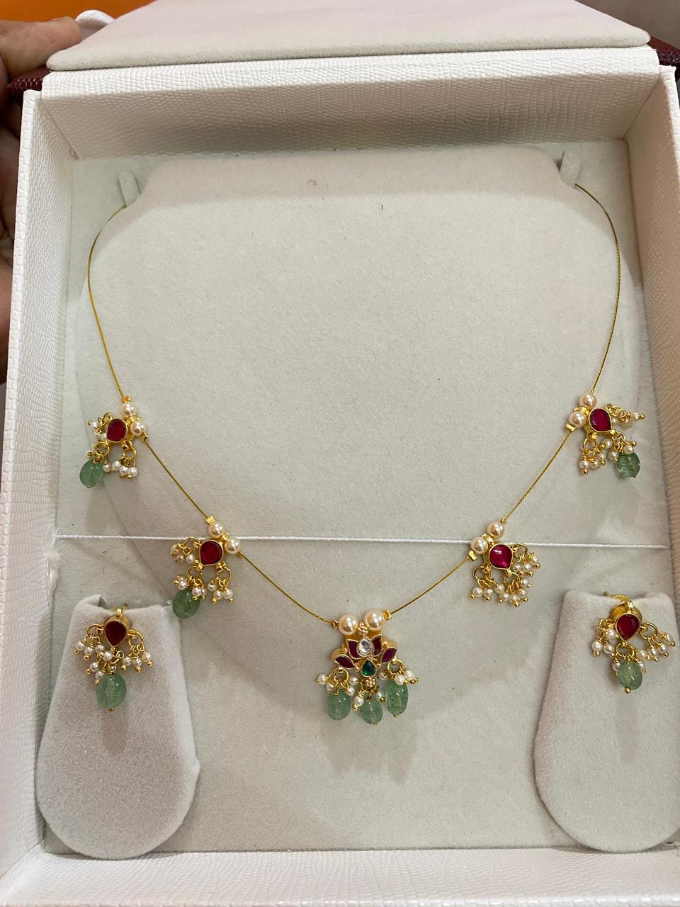 Lotus invisible chain