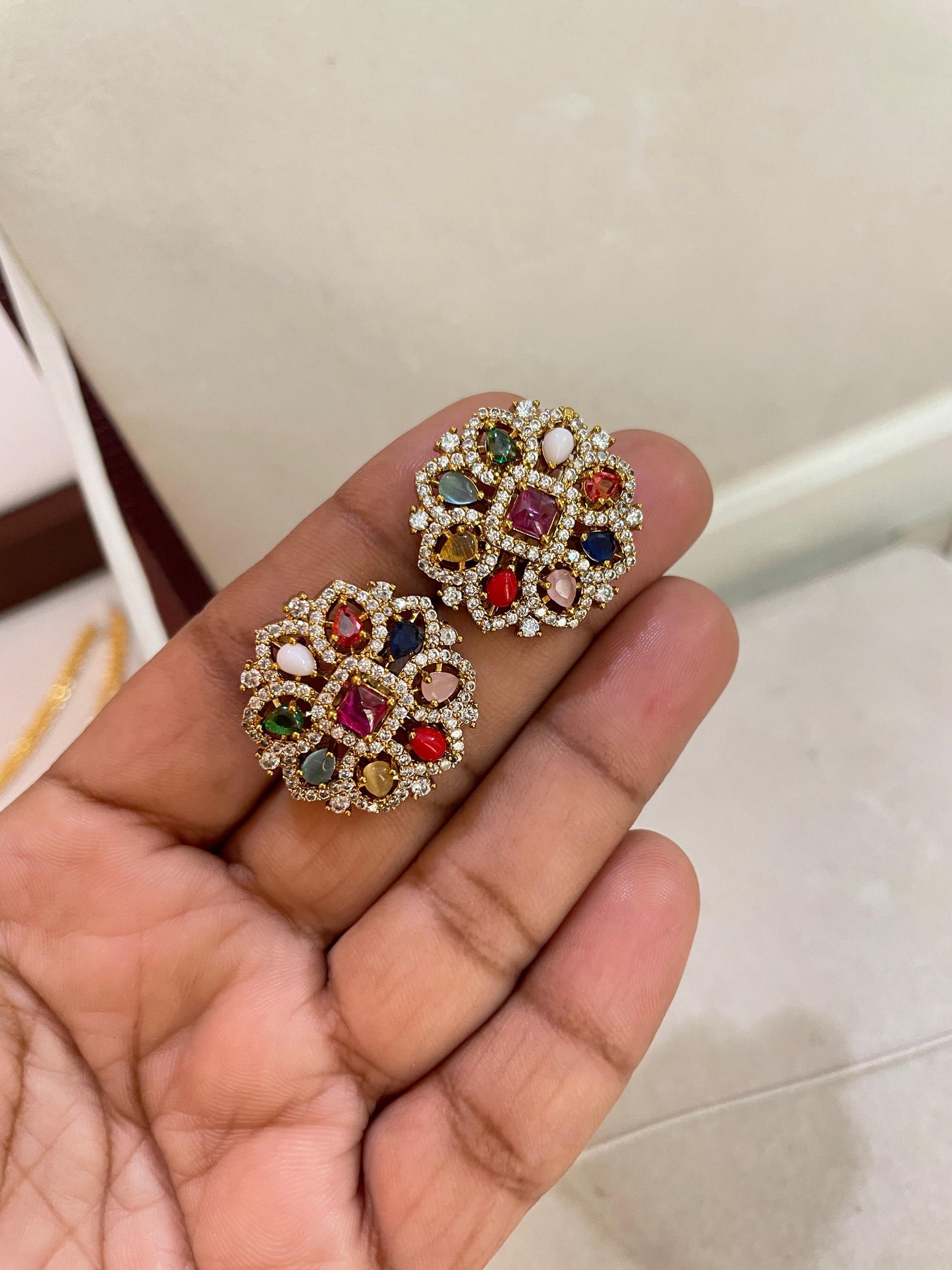 Navratna cz stone stud