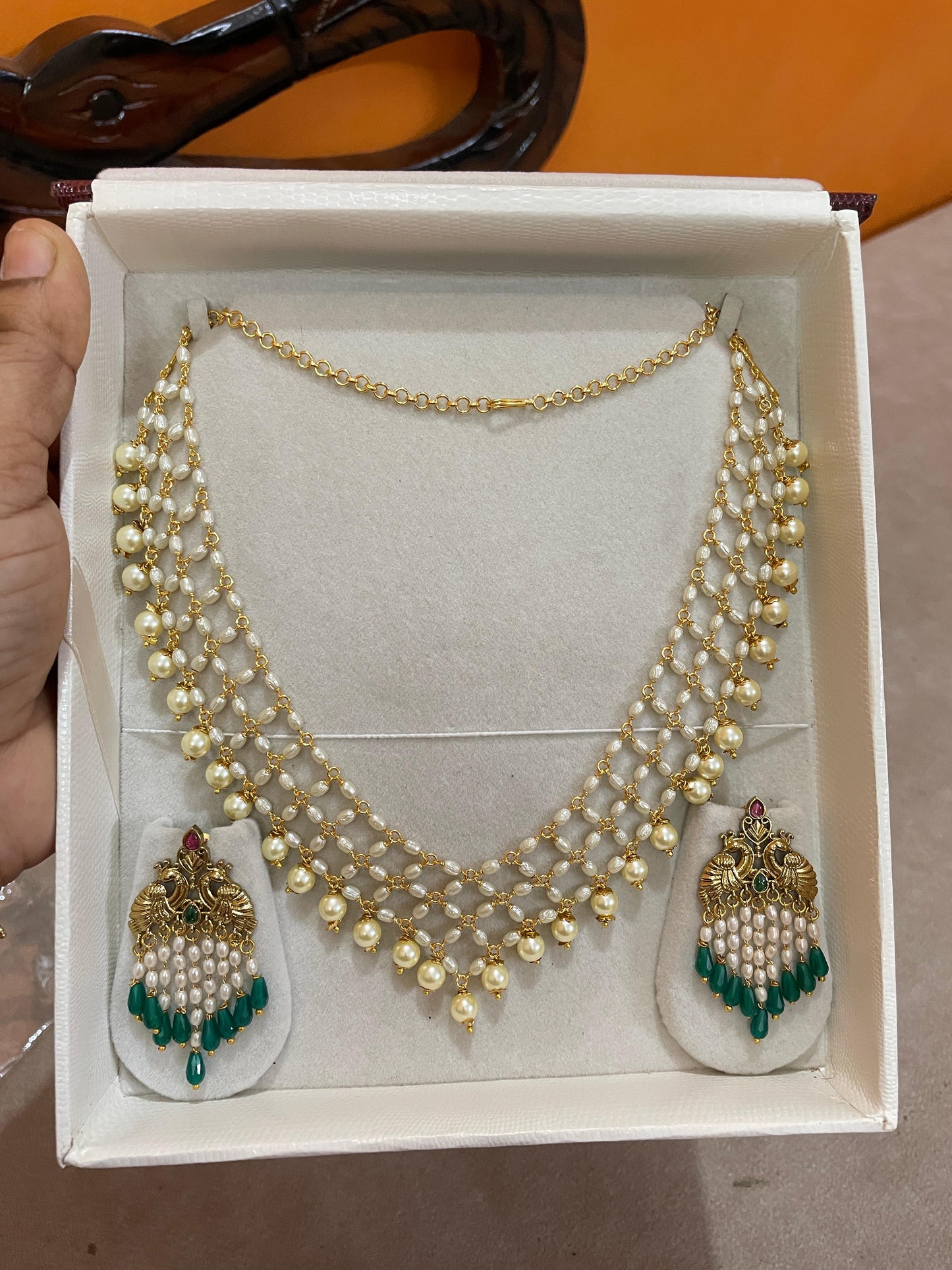 Handmade pearl zali chain with 3 colour earrings