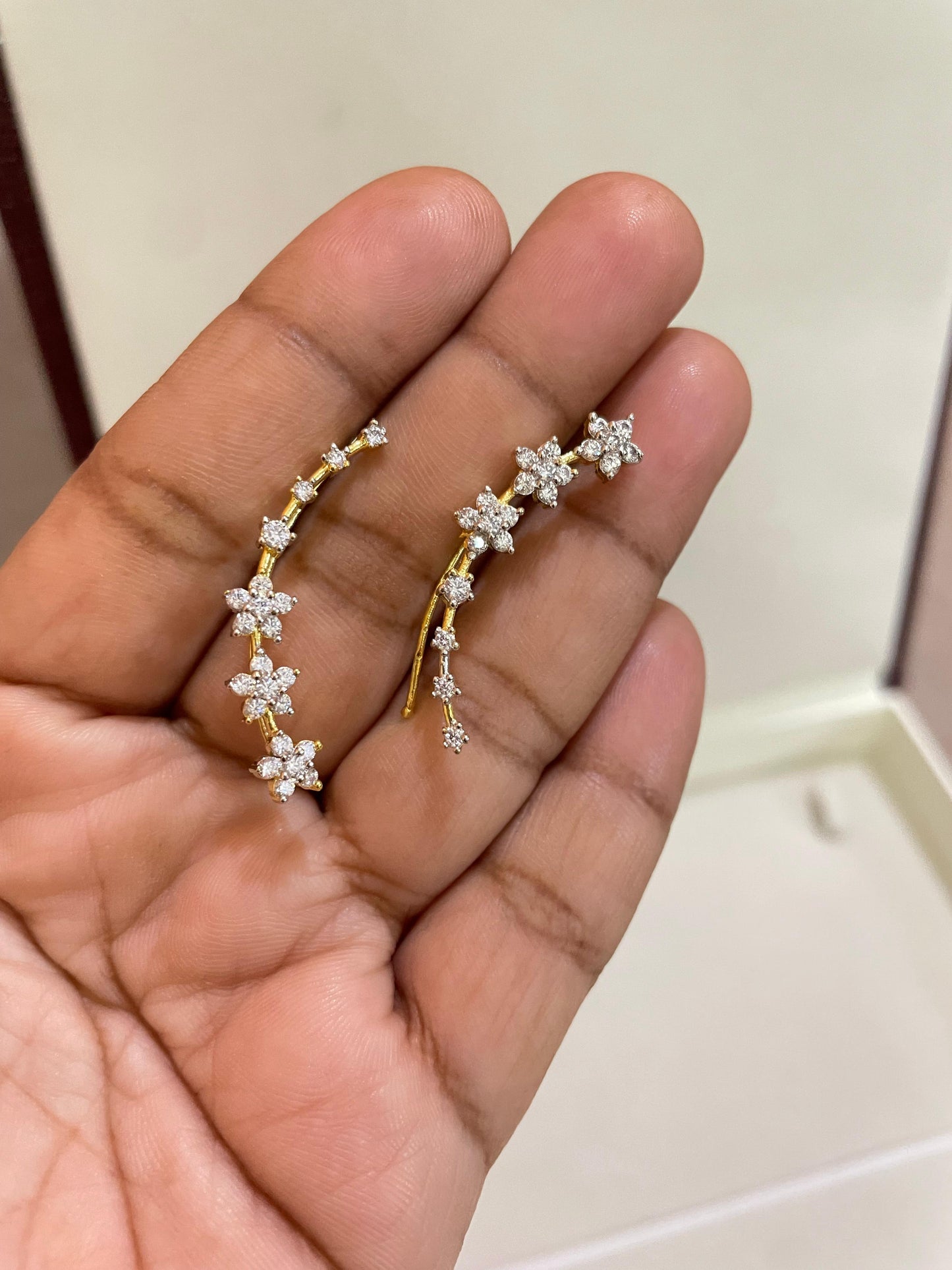 Diamond replica floral earcuff