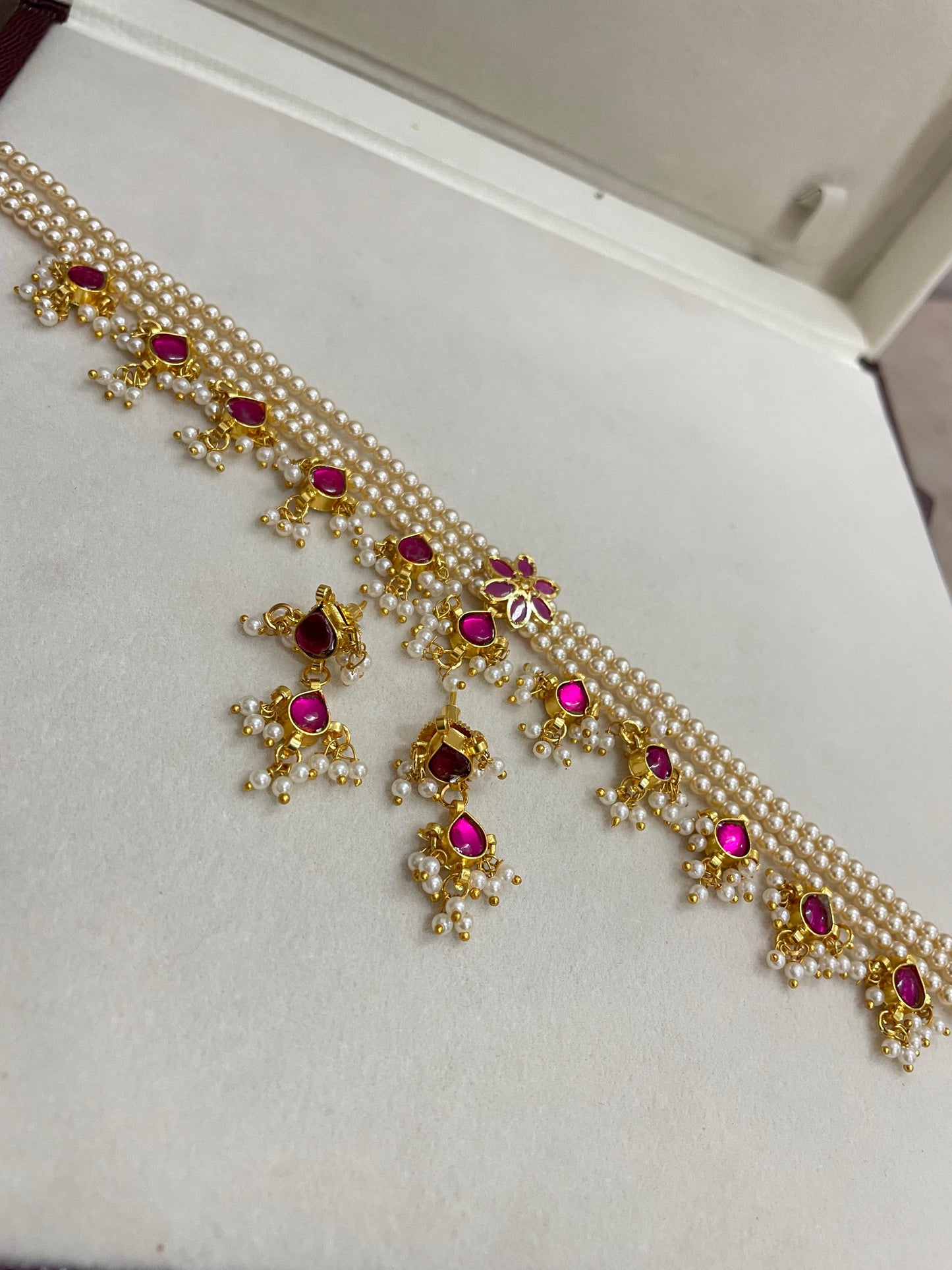 Vintage Kemp stones Swarovski pearl chokerset set