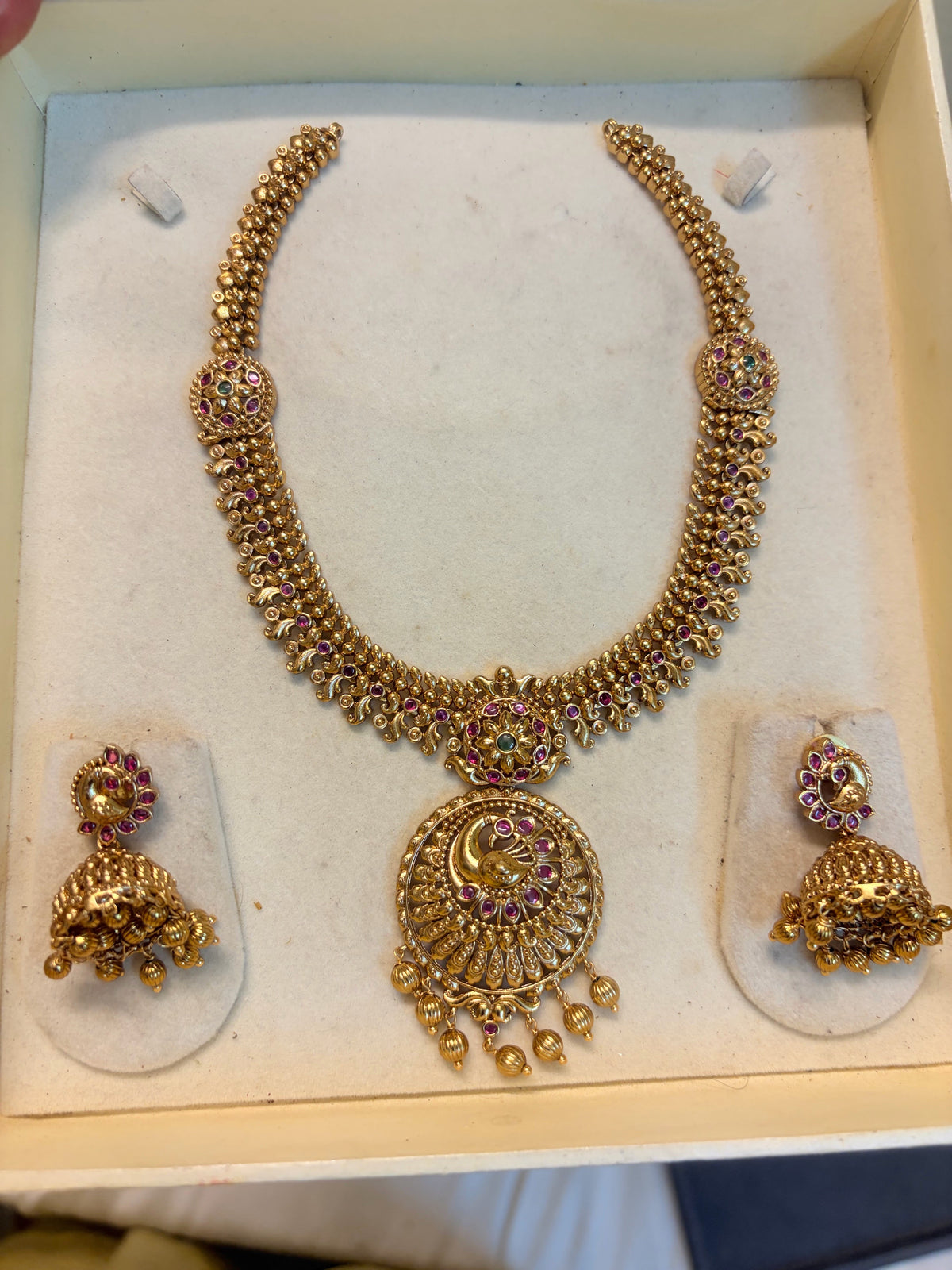 Gold antique finish jadau necklace set premium quality