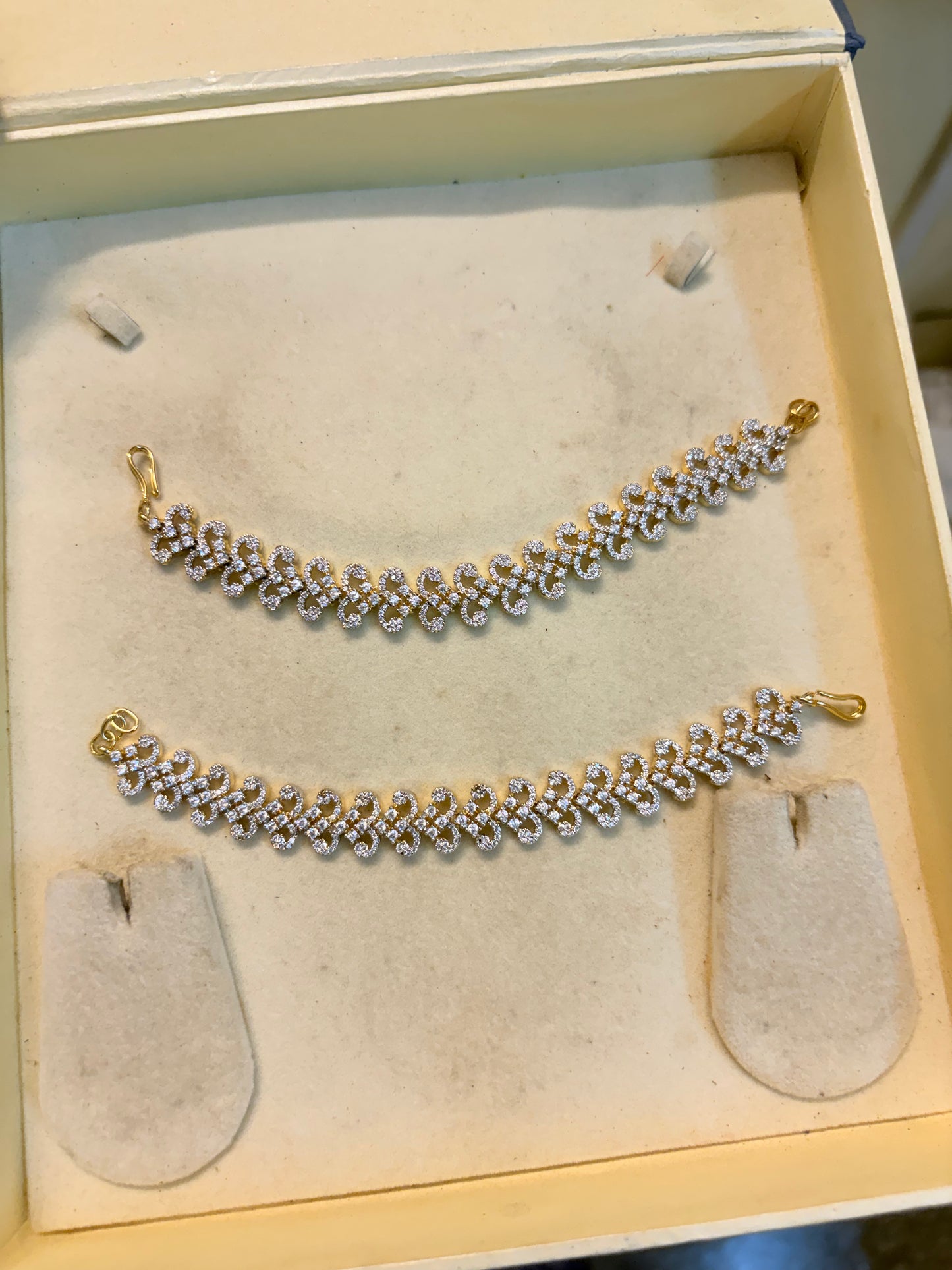 Gj polish earchain premium quality