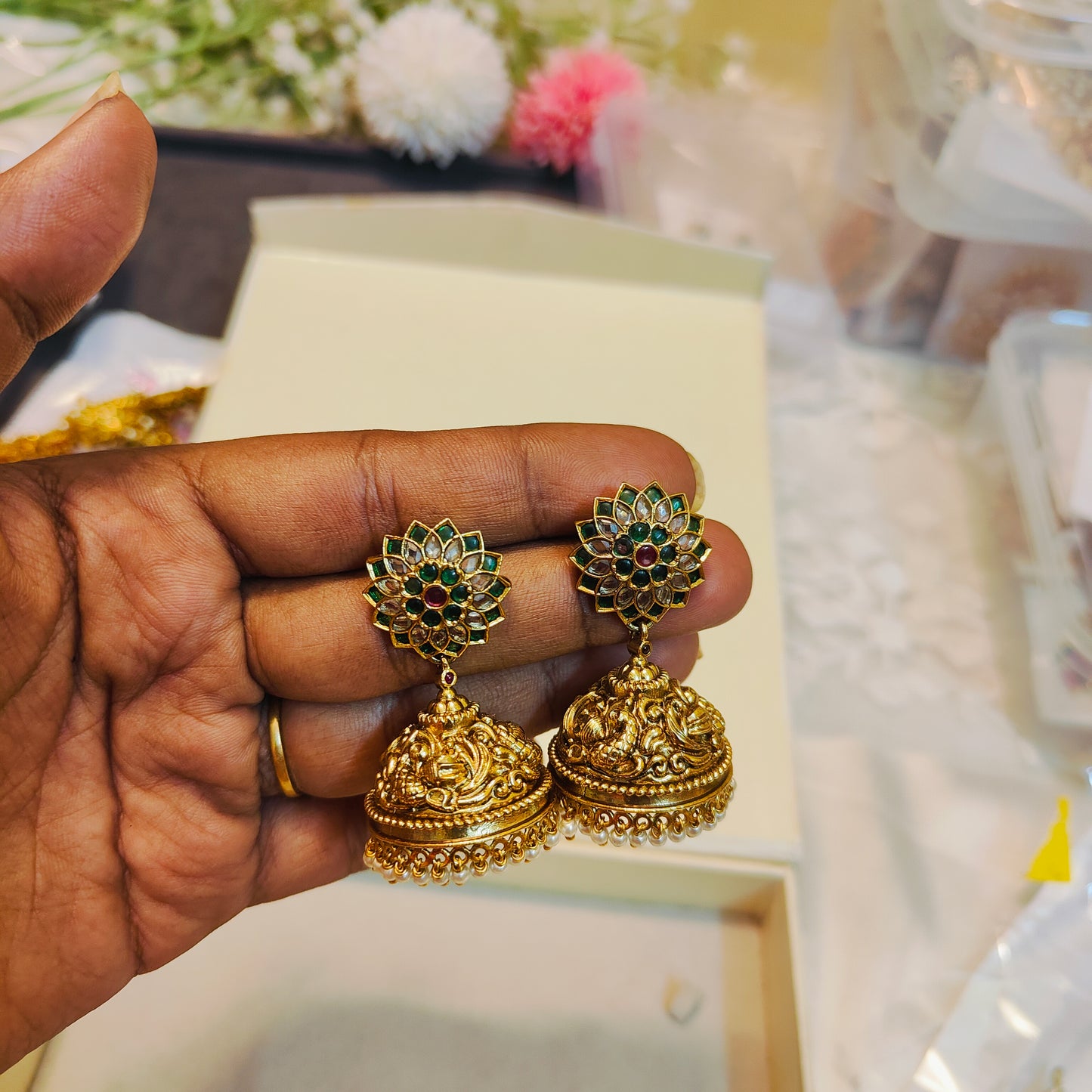 Emerald lotus kemp nakshi jhumka