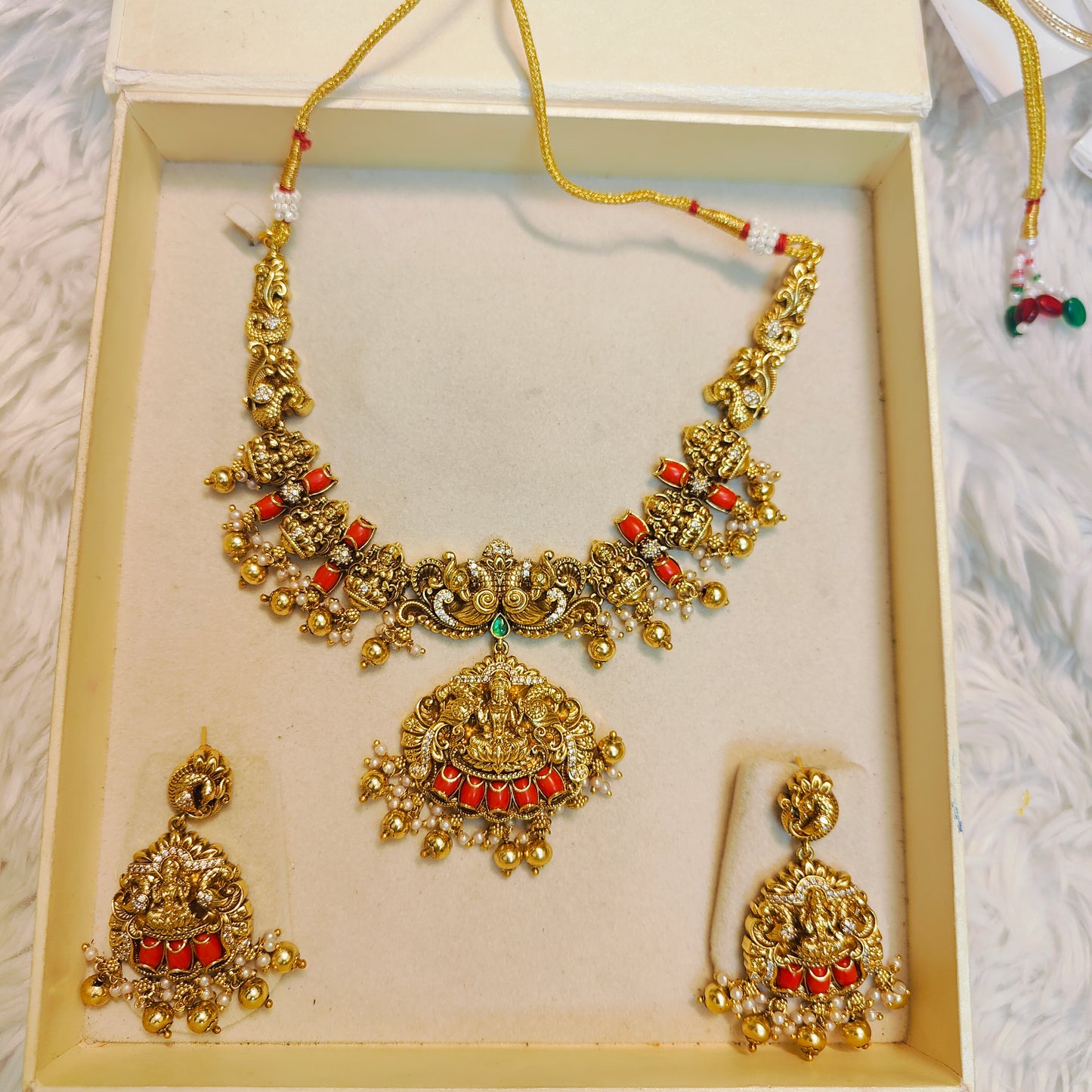 Classic antique lakshmi necklace set