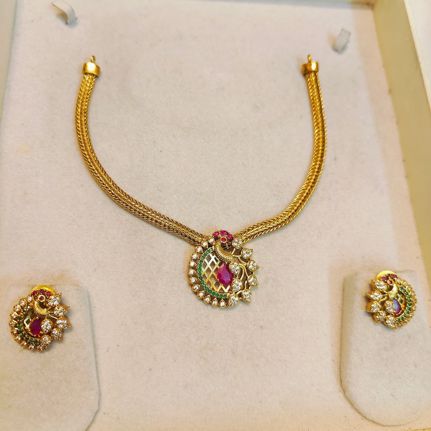 Cz stone gold antique finish chain premium quality