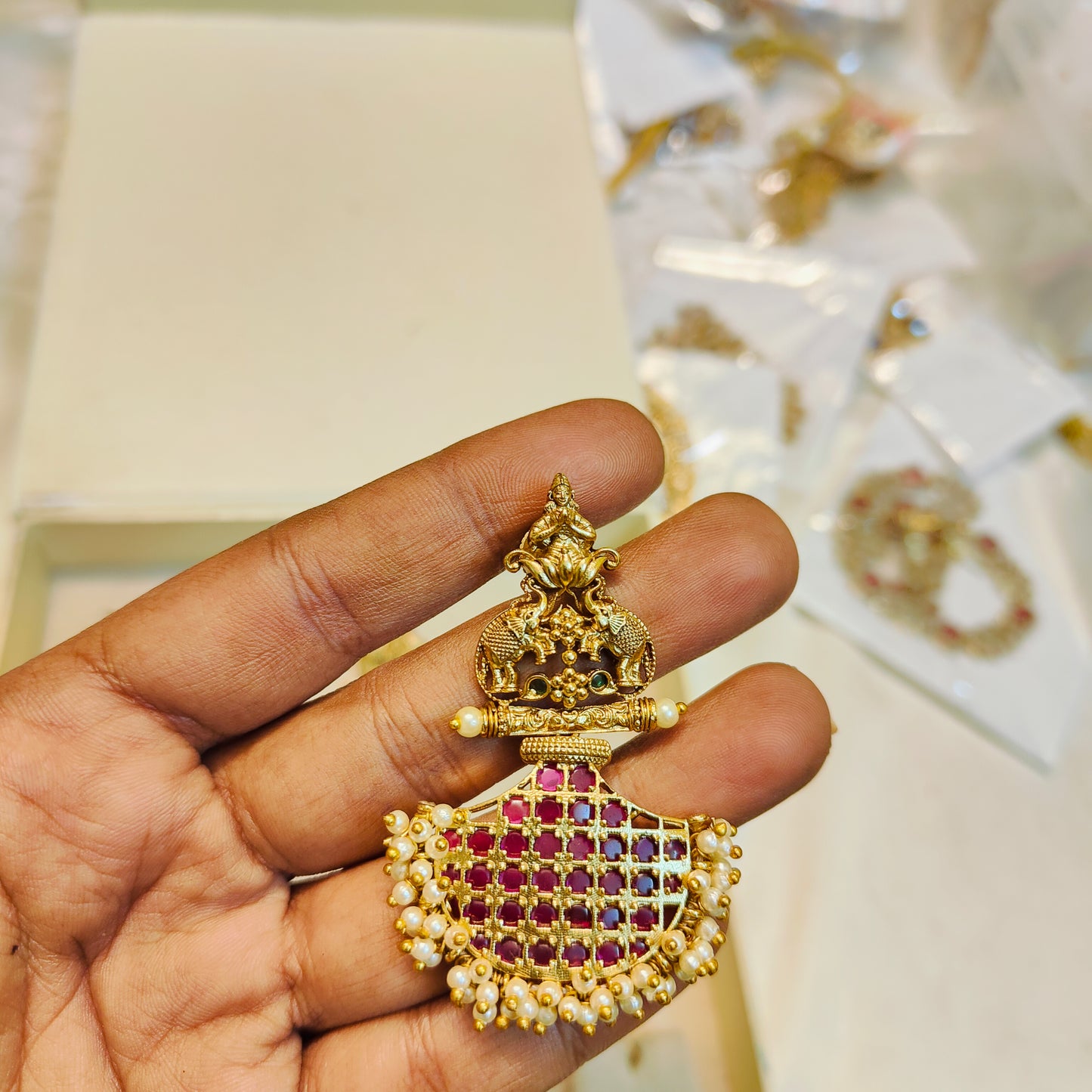 Gold antique finish Kemp stones with pearl hanging