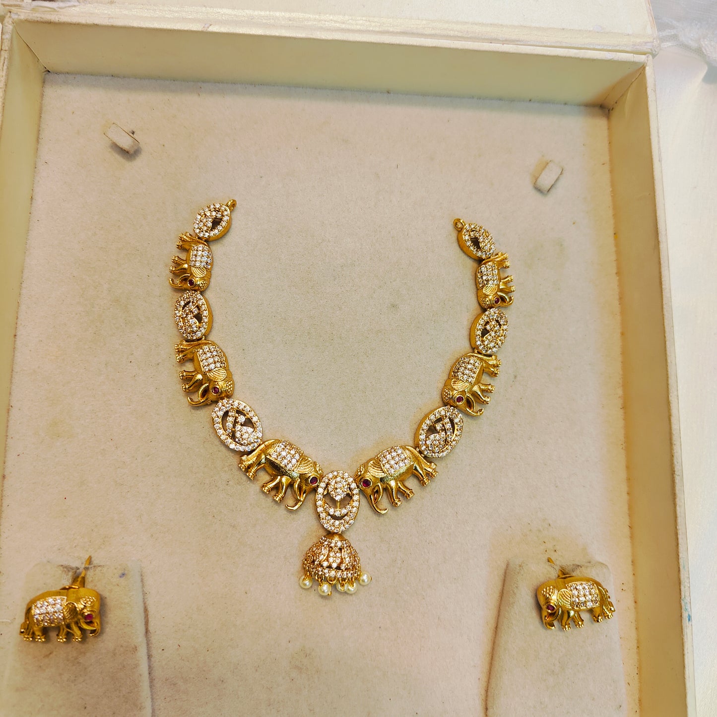 Cz stone gold plated necklace set premium quality
