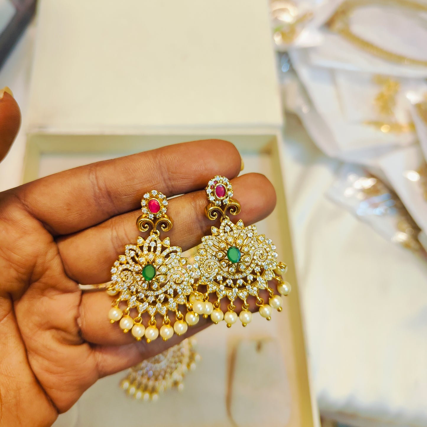 AD stones gold Replica necklace set