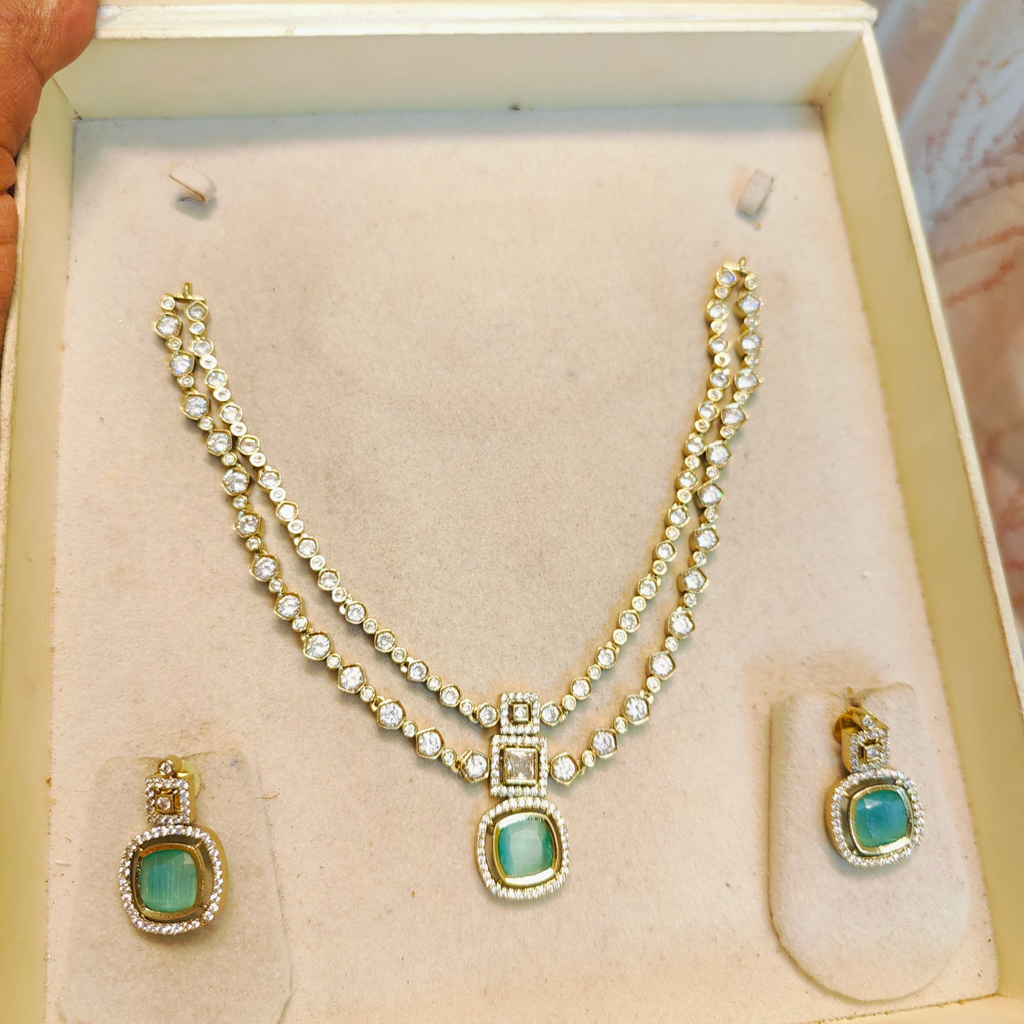 Victoria 2 layer necklace set premium quality