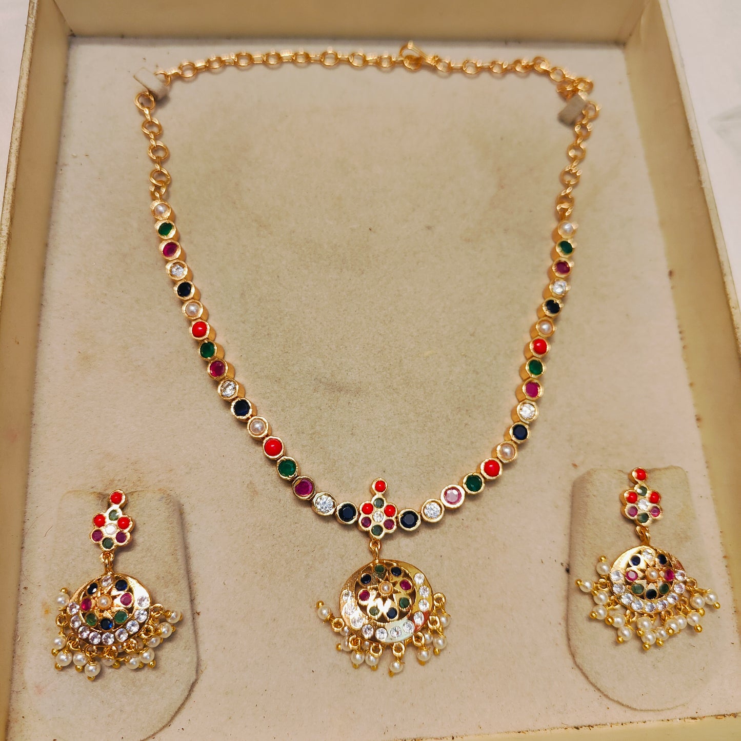 Impon navratna neckset