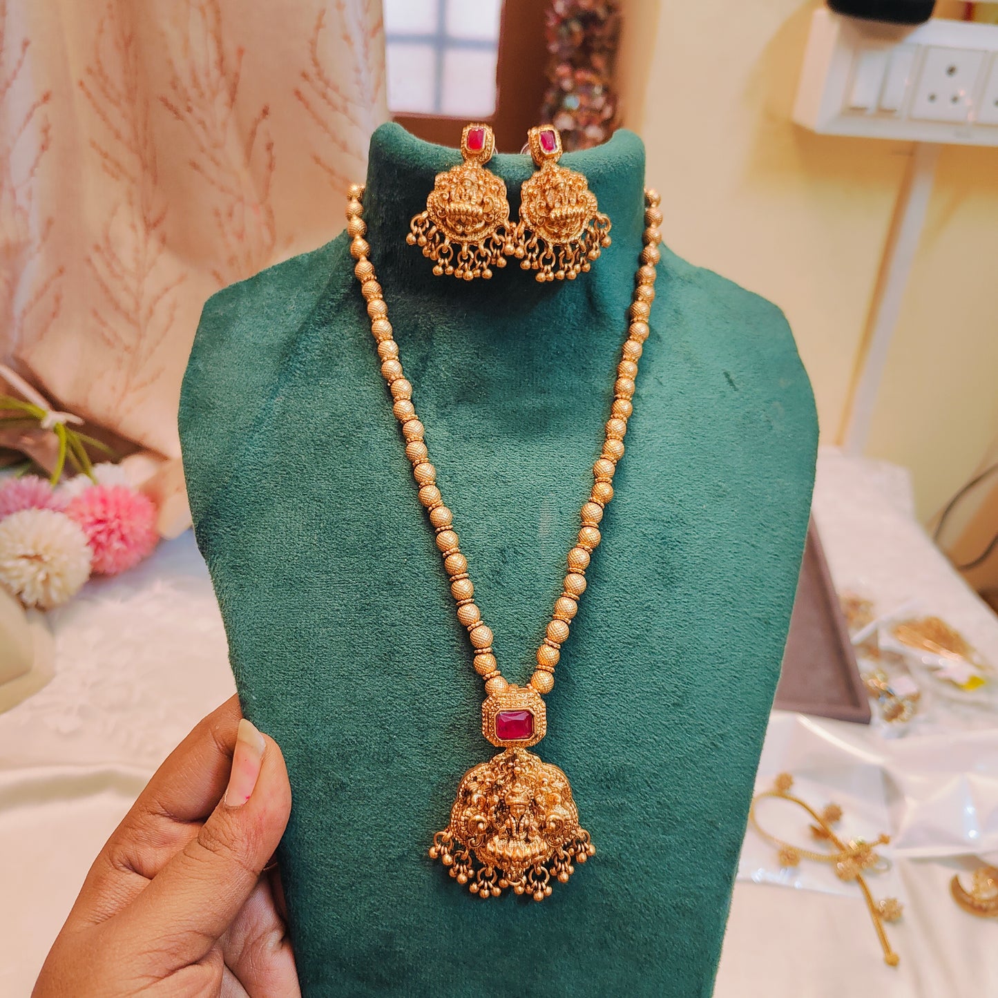 Matte finish lakshmi chain