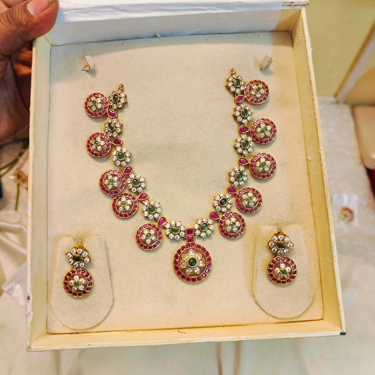 Royal ruby green kundan neckset