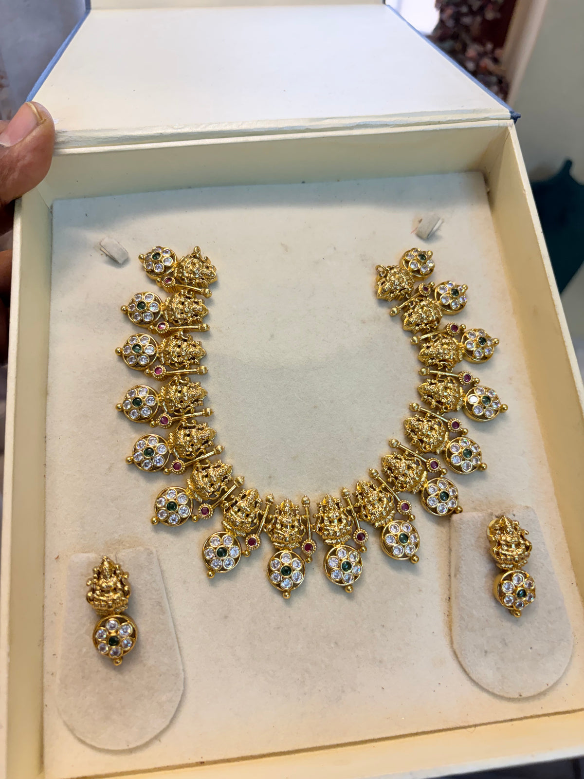 Gold Nakshi jadau Lakshmi bottumala necklace set premium quality