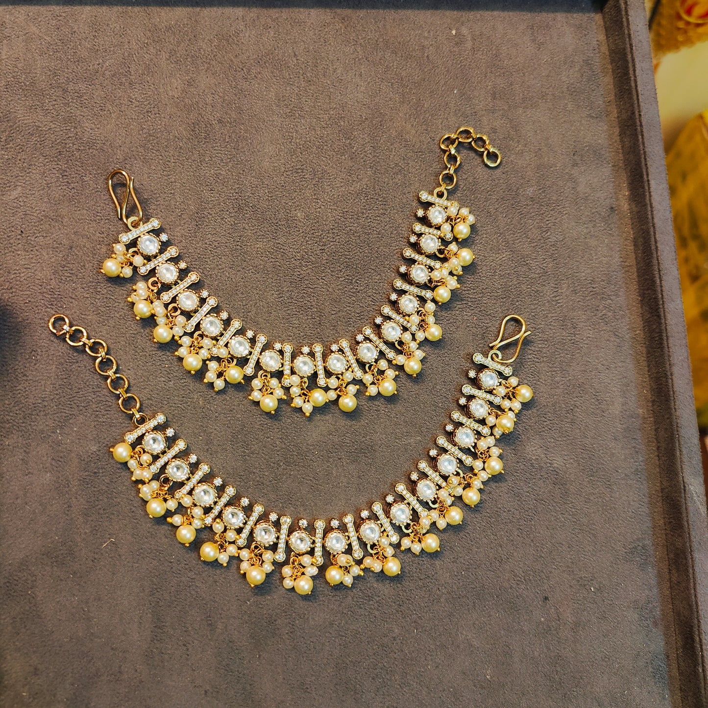 Moissanite Victoria jadau earchain