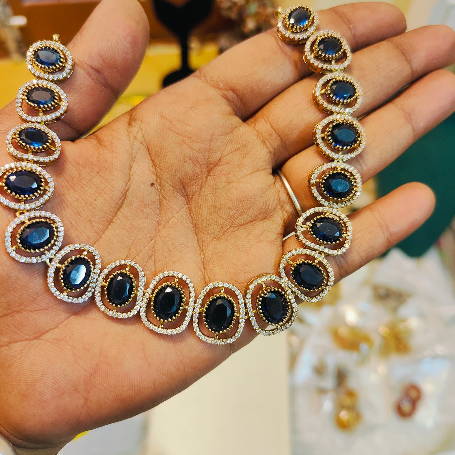 Vintage royal blue gemstone neckset