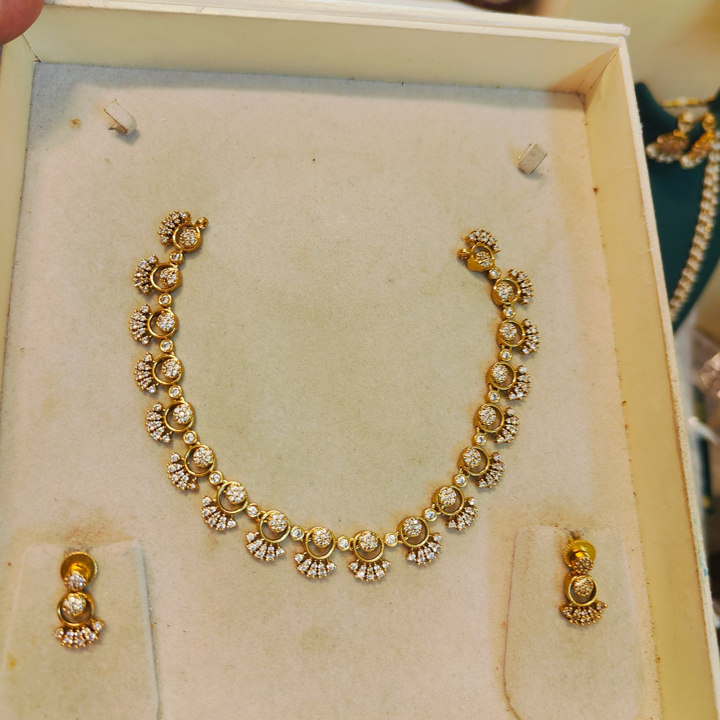 Elegant cz stone necklace set