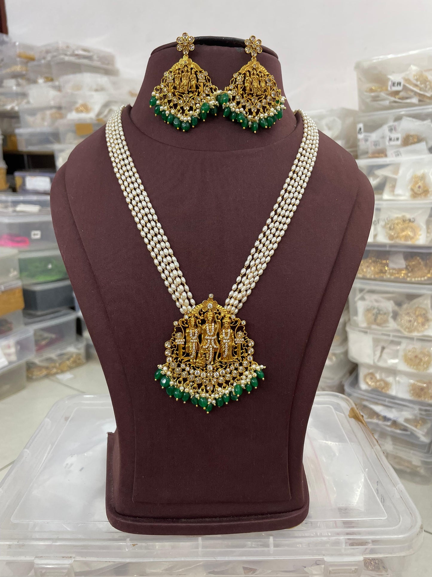 Ramparivar pearl haram