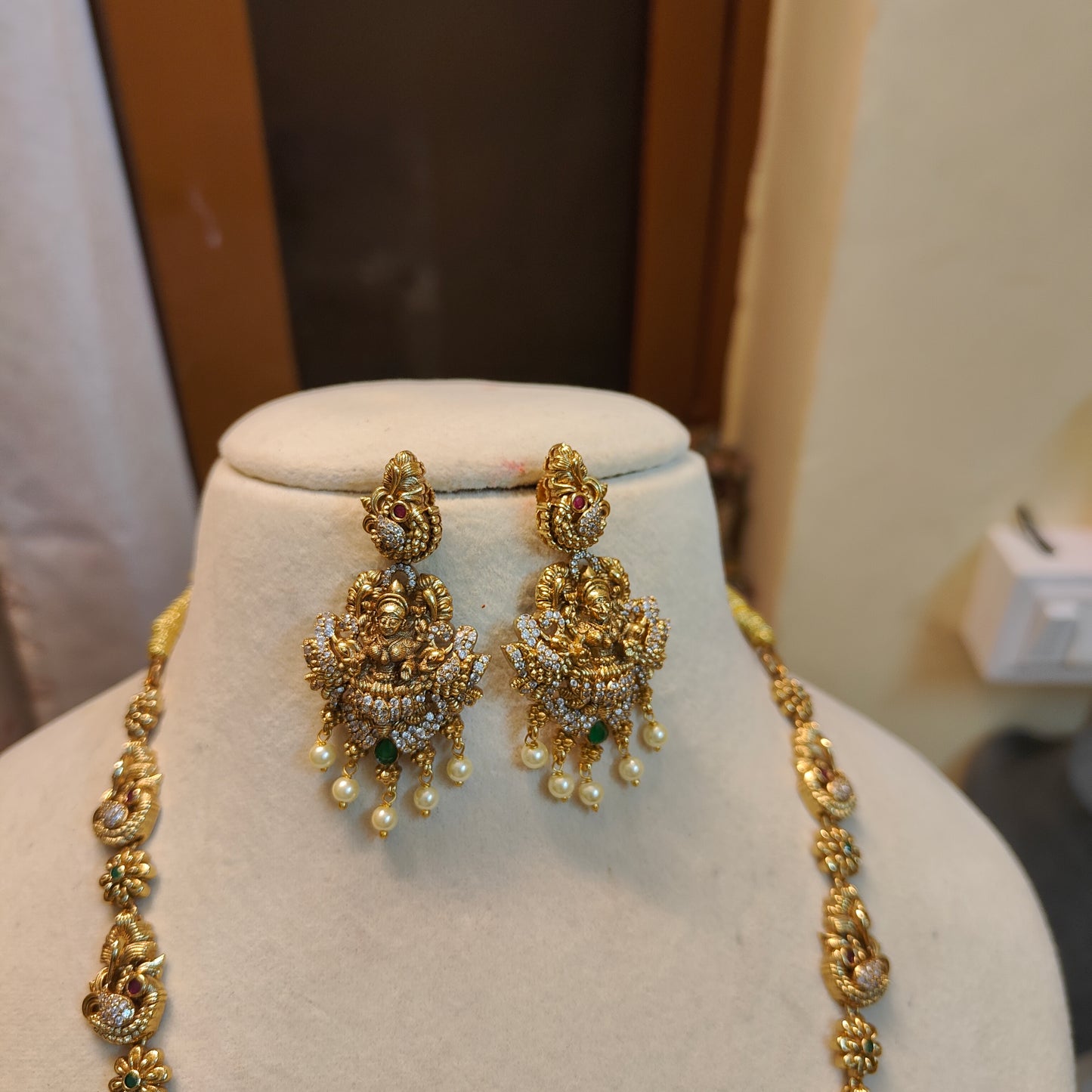 Gold Antique finish Lakshmi Haram