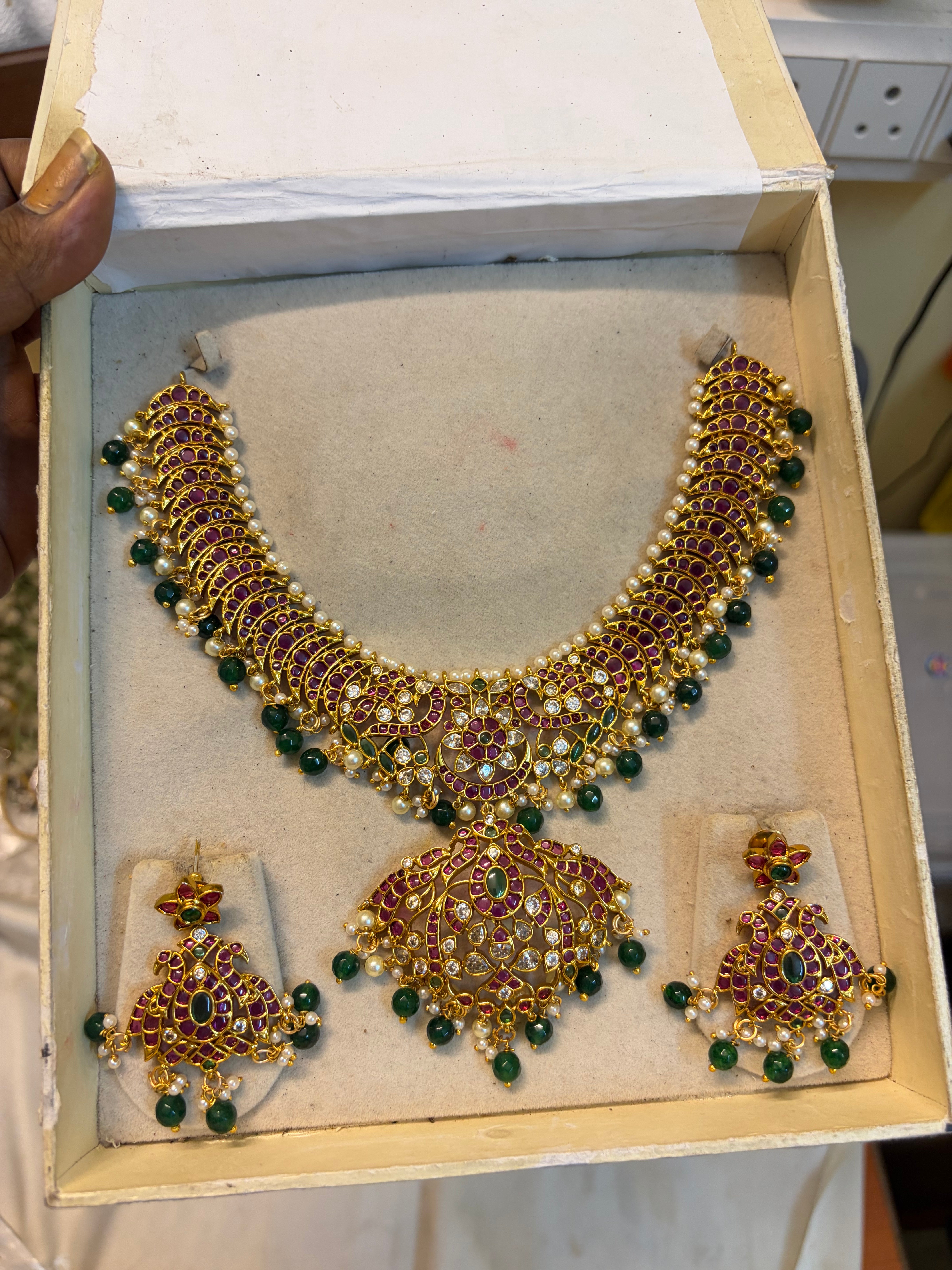 Ruby kemp stones bridal chokerset premium quality