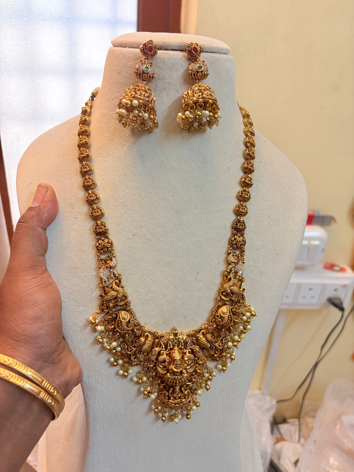 Gold antique Nakshi jadau semiharam premium quality