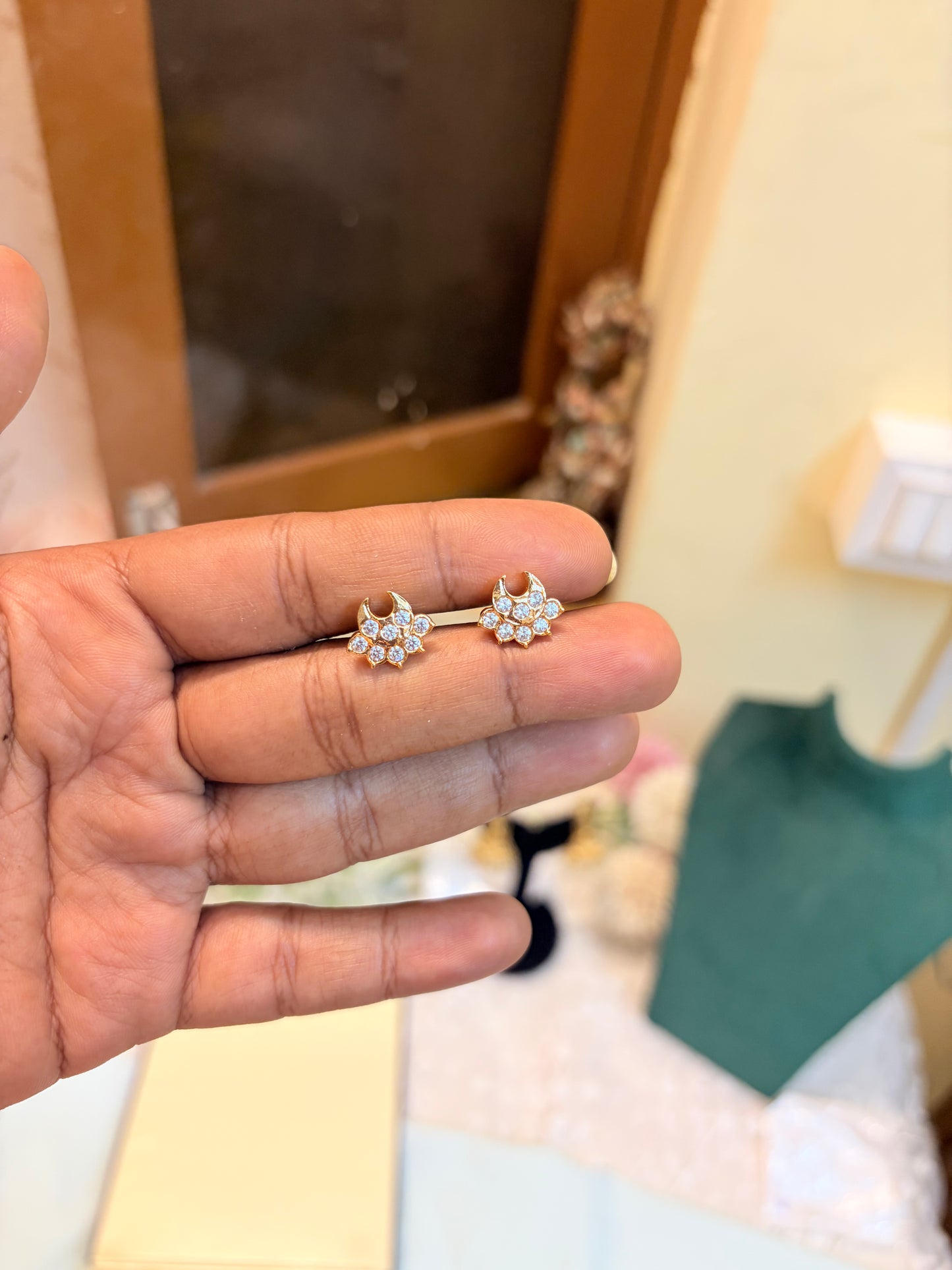 Panchaloham daily wear screw back stud