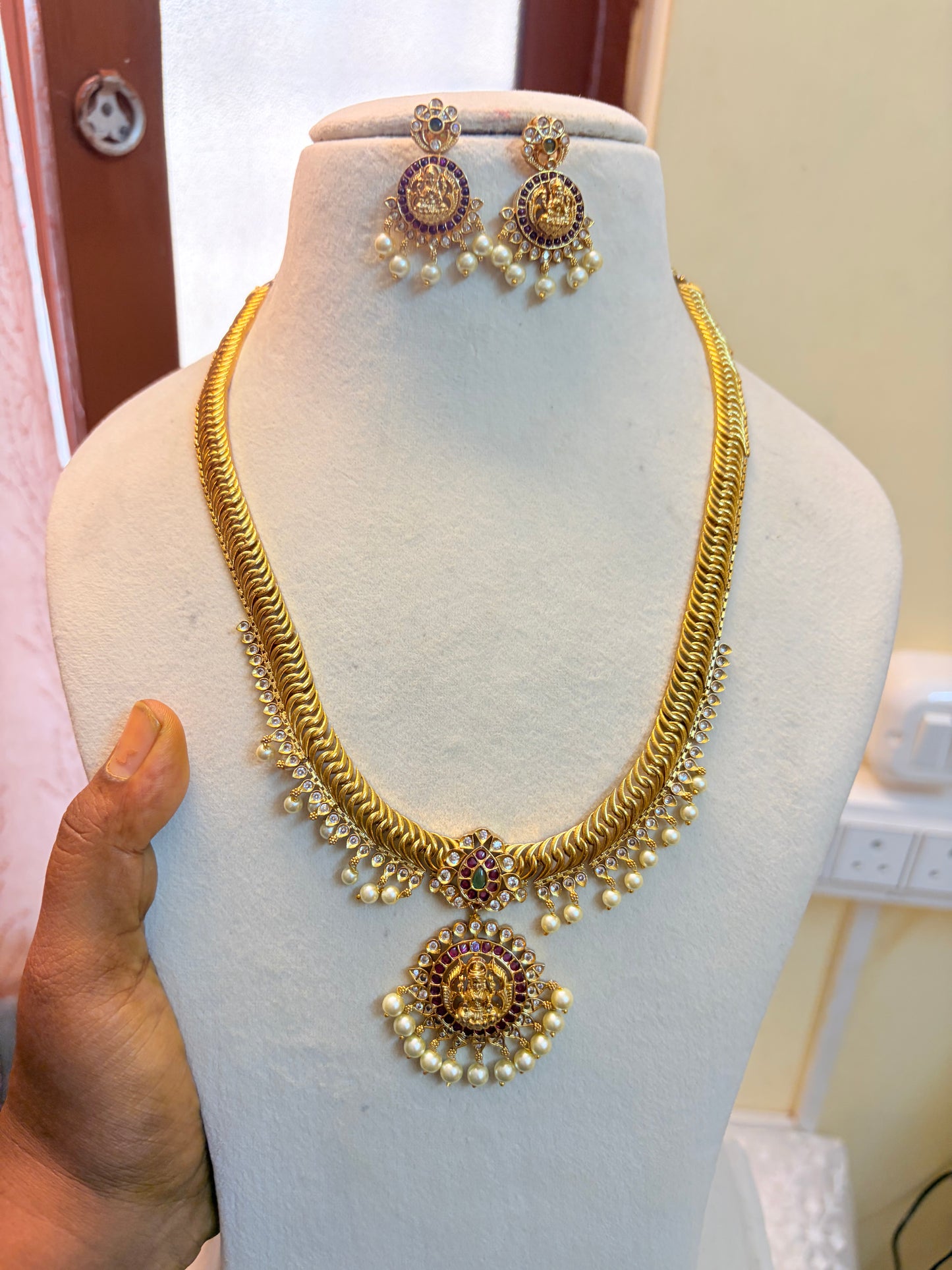 Lakshmi pendant set Jalebi semiharam