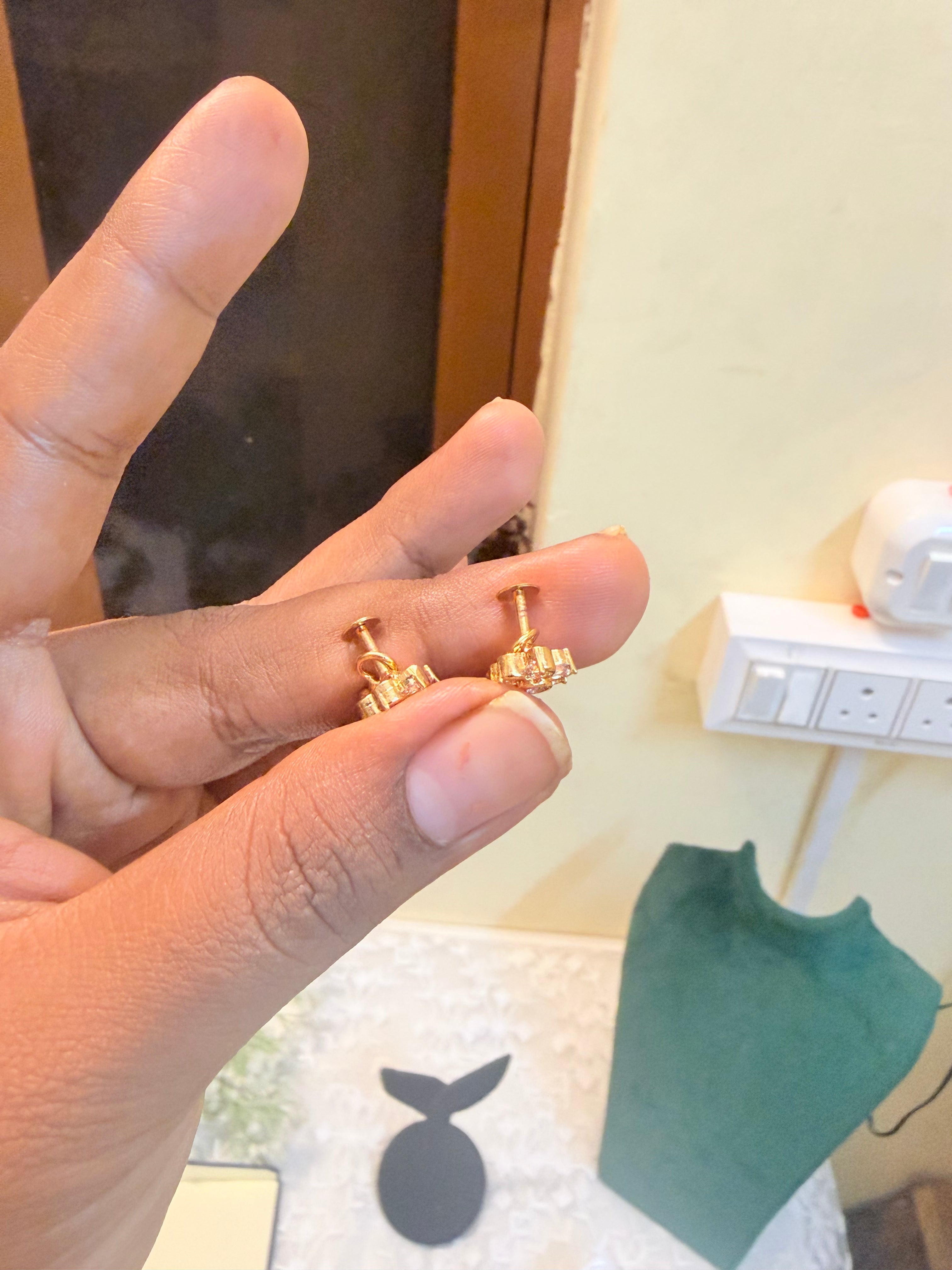 Panchaloham Daily wear Cz screw back Jhumka
