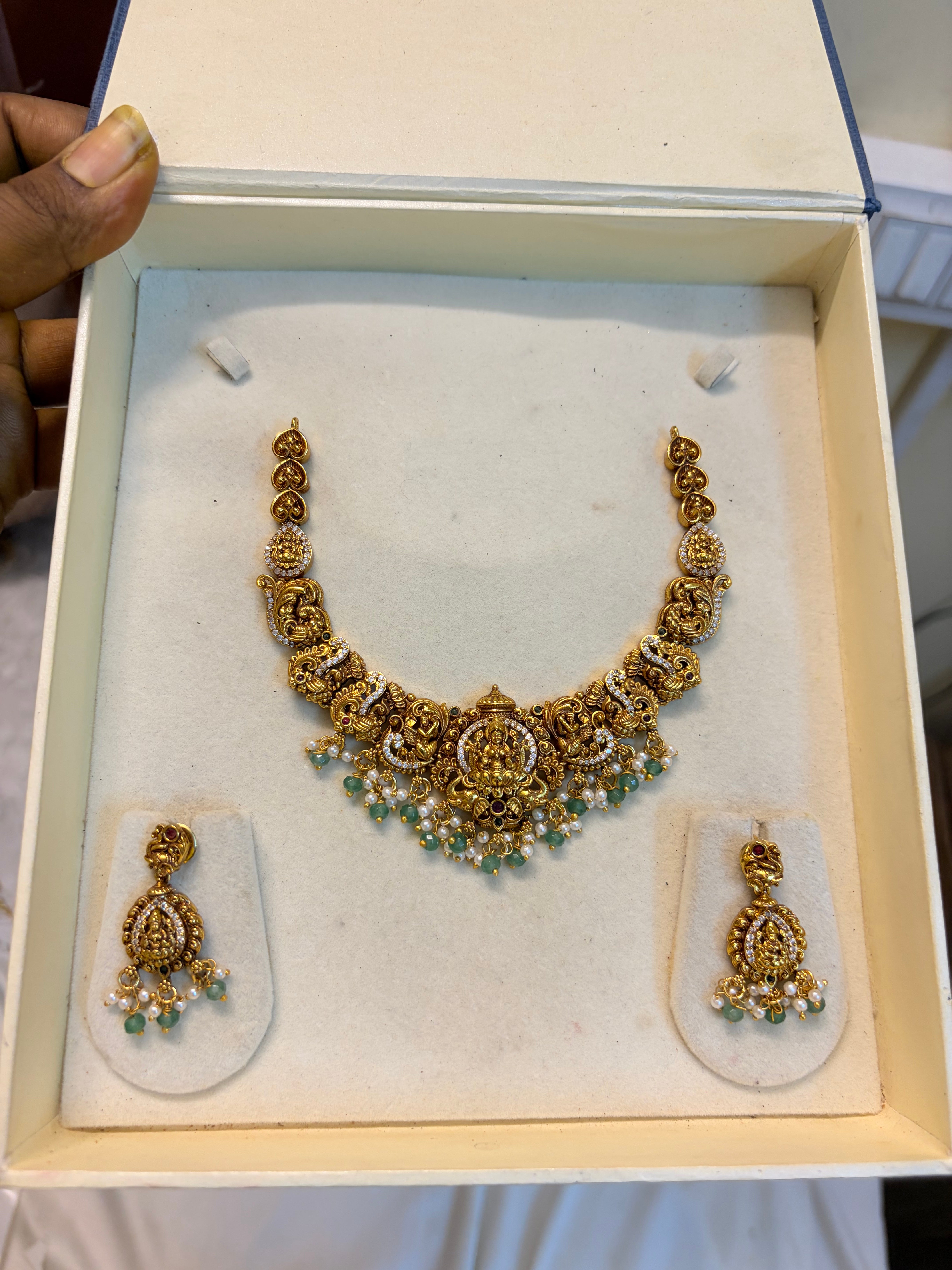 Gold Nakshi jadau necklace set
