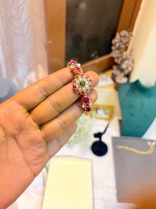 Kemp stones gold antique kada