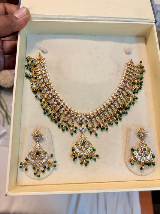 Classic kemp stones jadau choker set